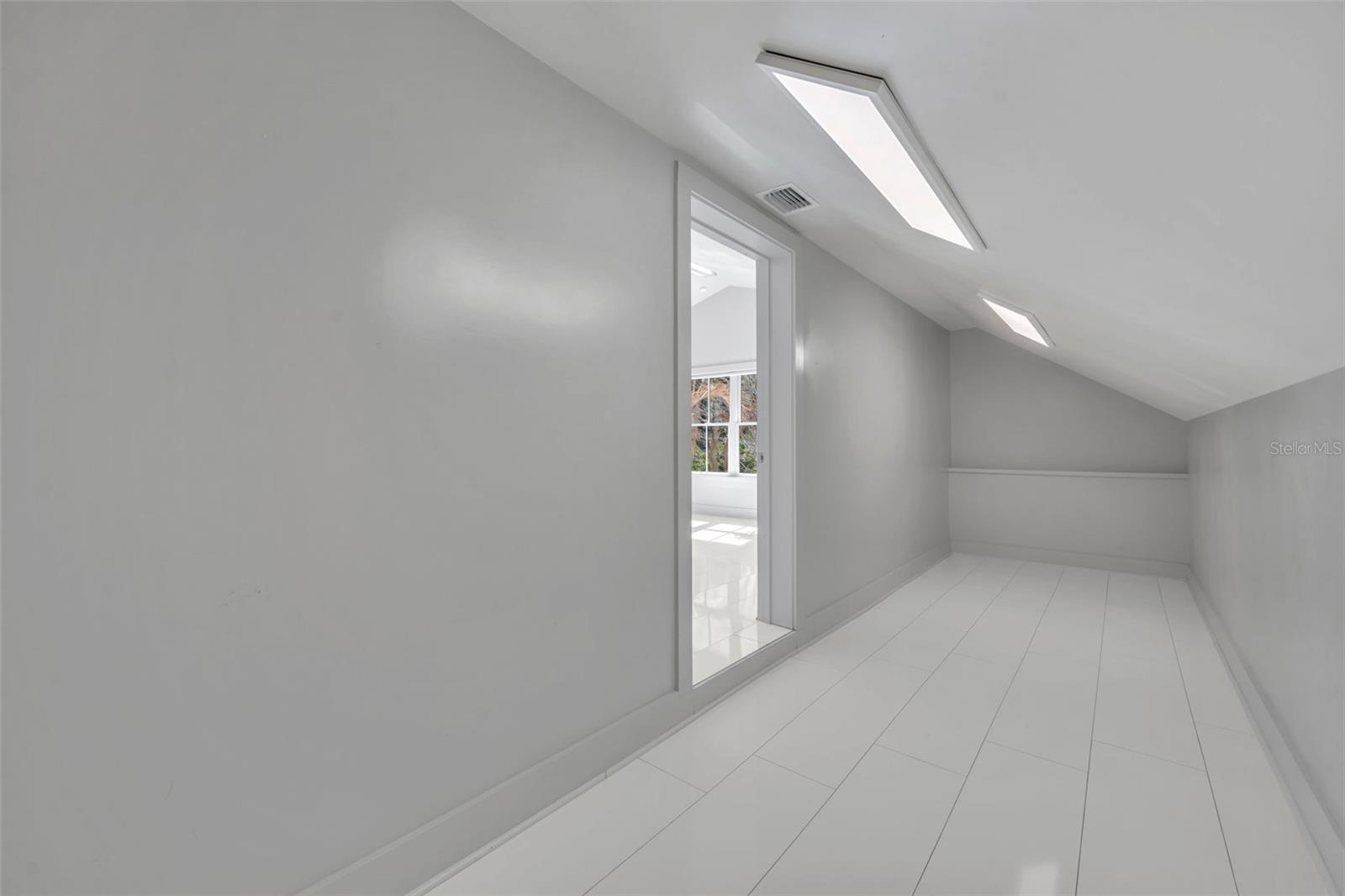 Image 38 of 57 For 501 Henkel Circle