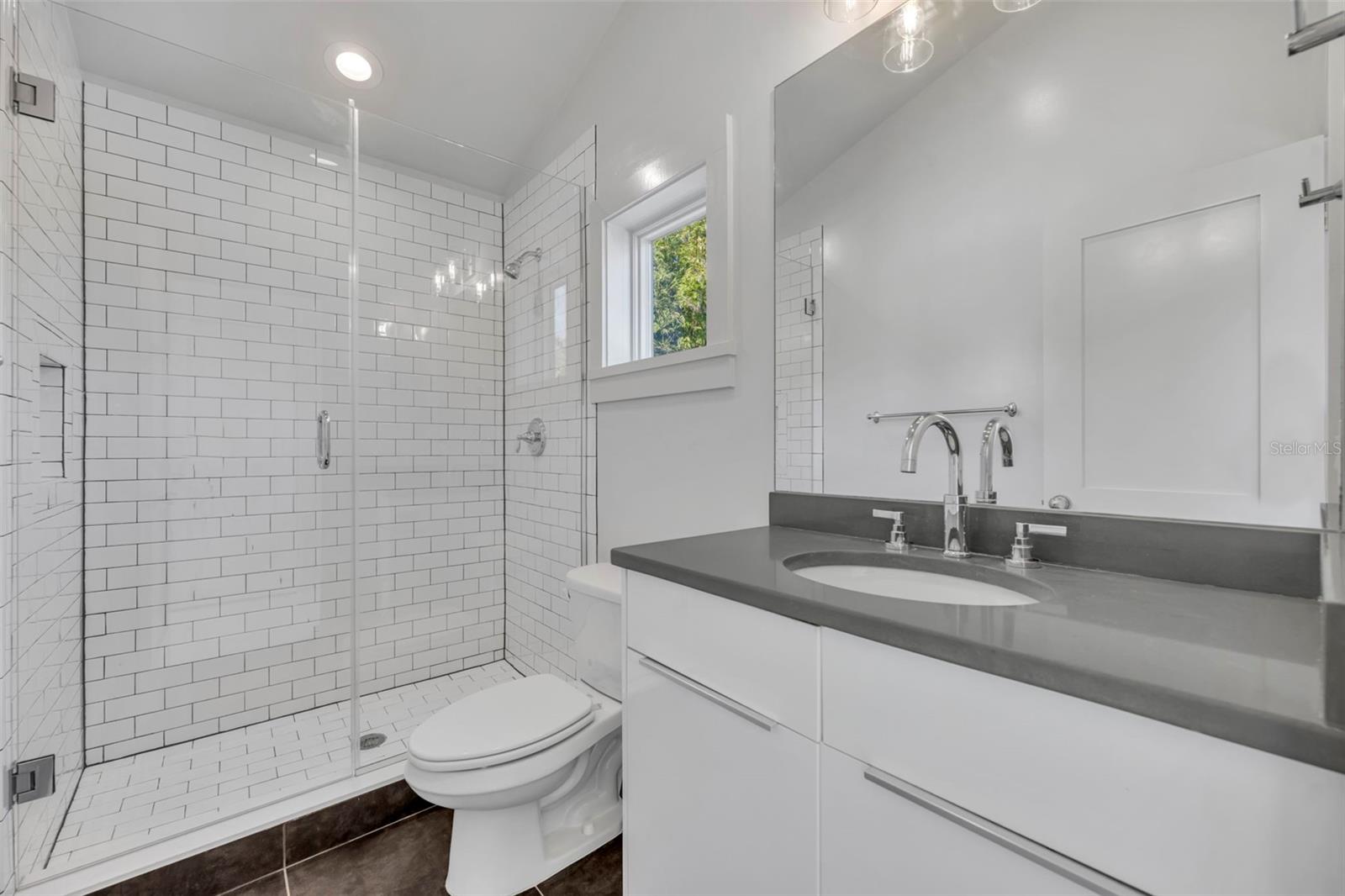 Image 39 of 57 For 501 Henkel Circle