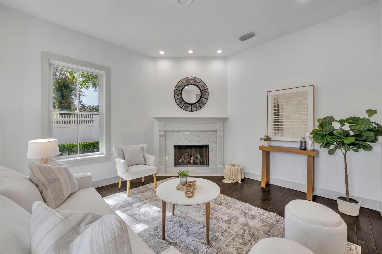 Image 4 of 57 For 501 Henkel Circle