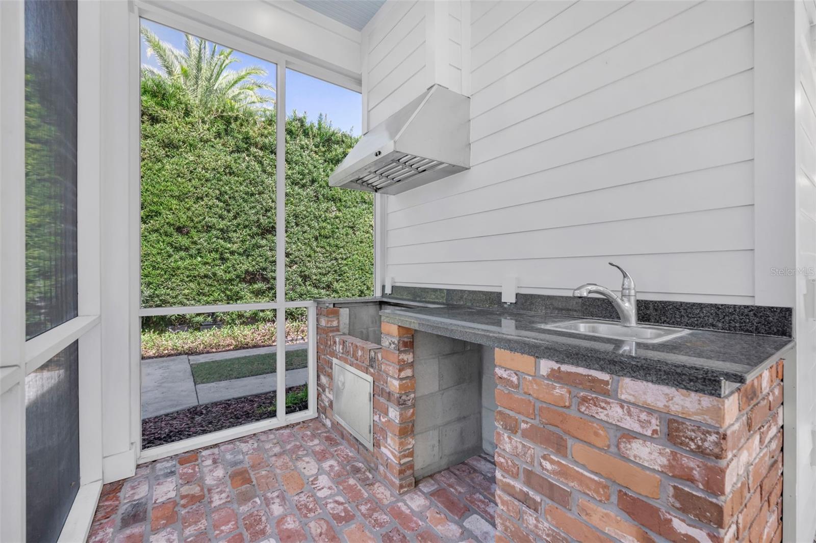 Image 40 of 57 For 501 Henkel Circle