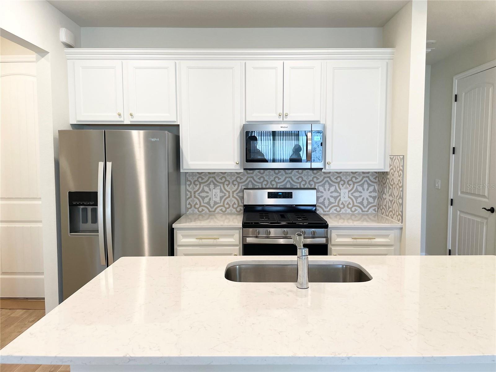 Image 5 of 22 For 8350 Fenton Street