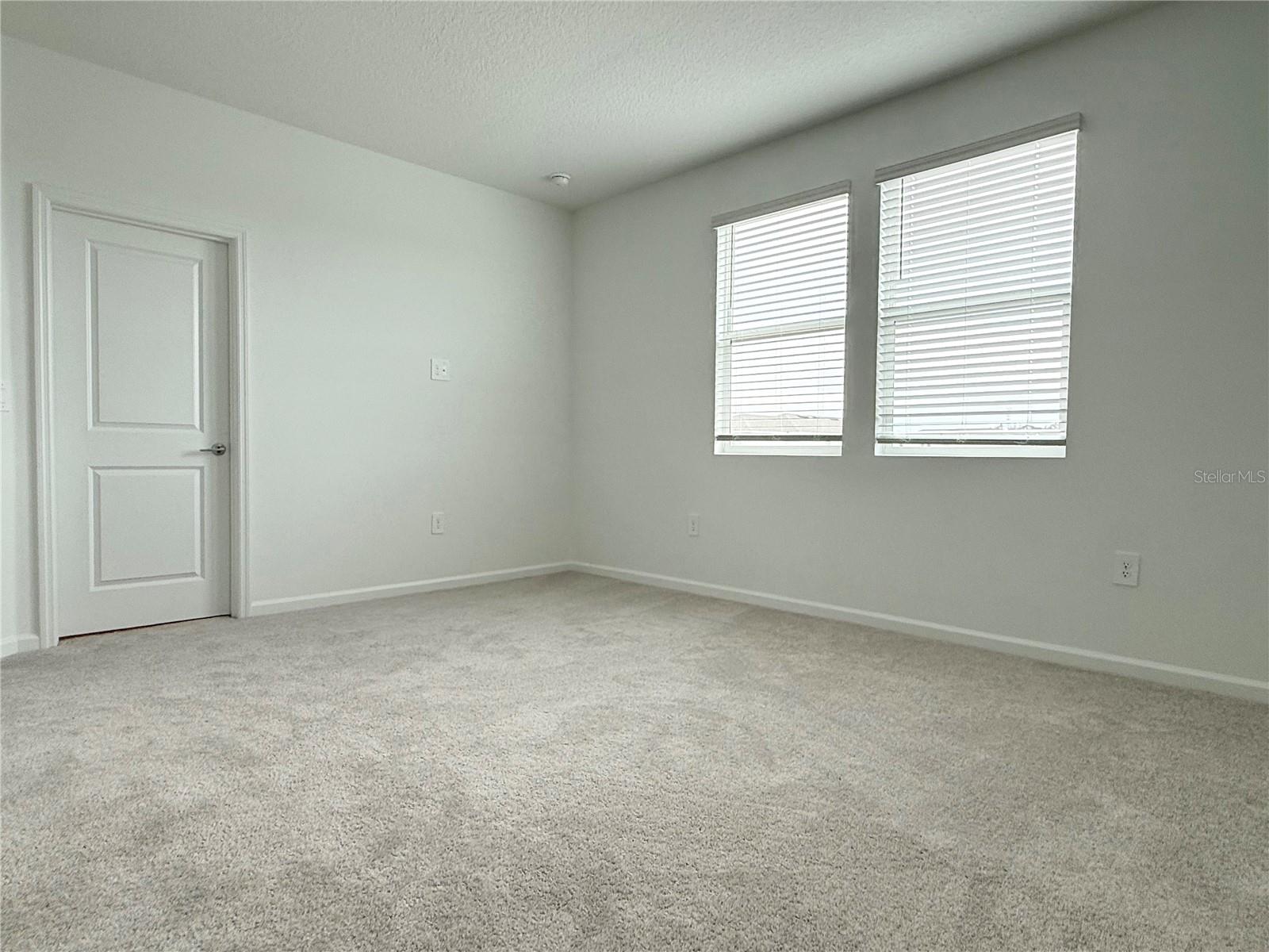 Image 17 of 23 For 660 Bayern Lane