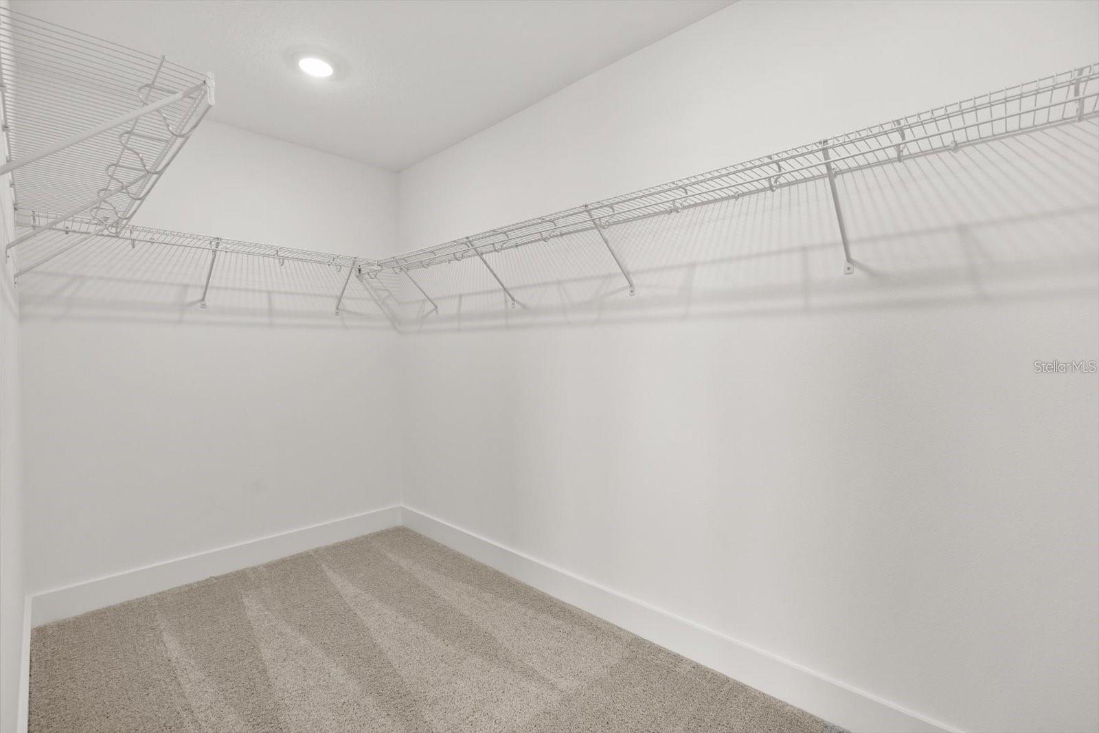 Image 16 of 30 For 15489 Hamlin Park Drive