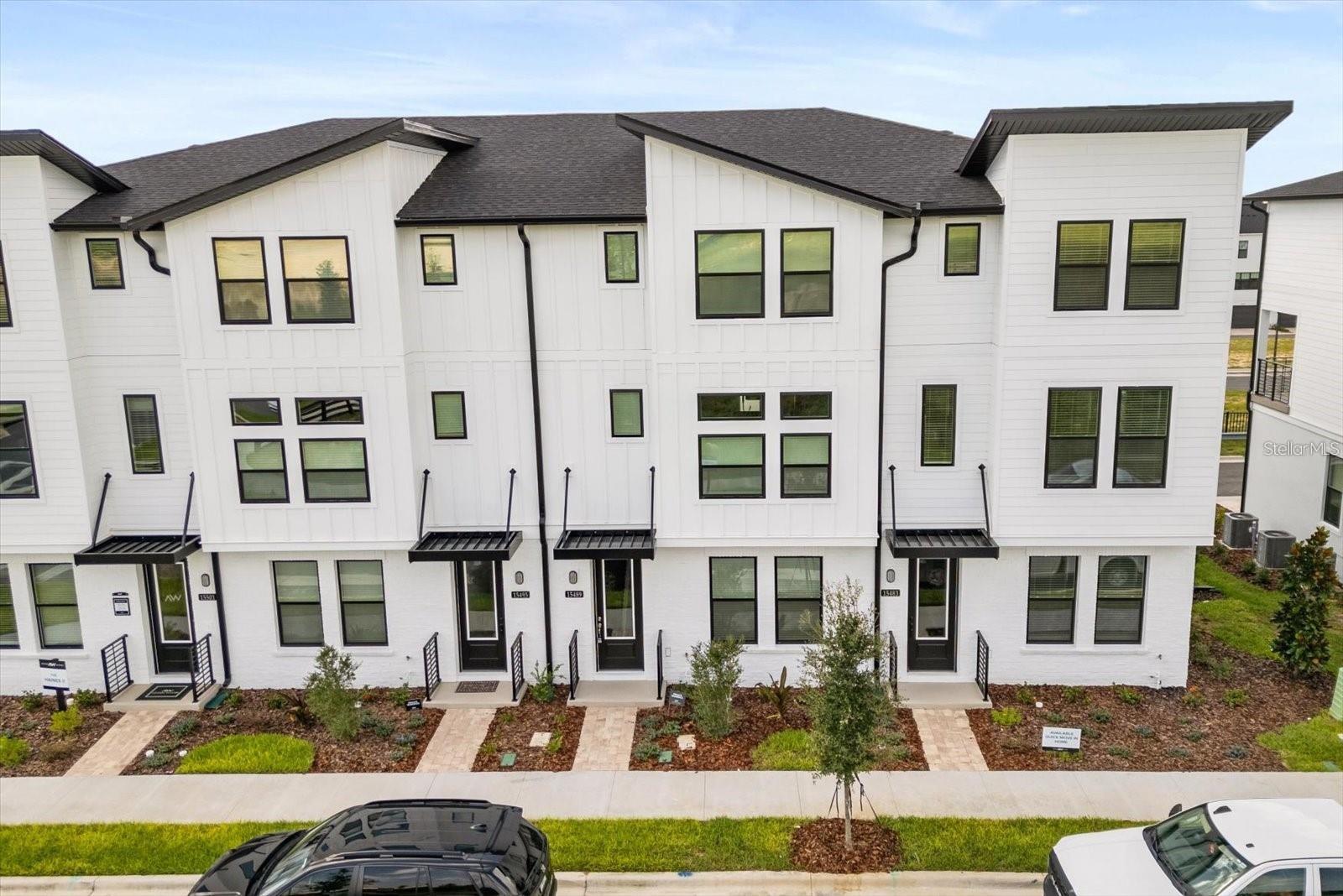 Image 28 of 30 For 15489 Hamlin Park Drive