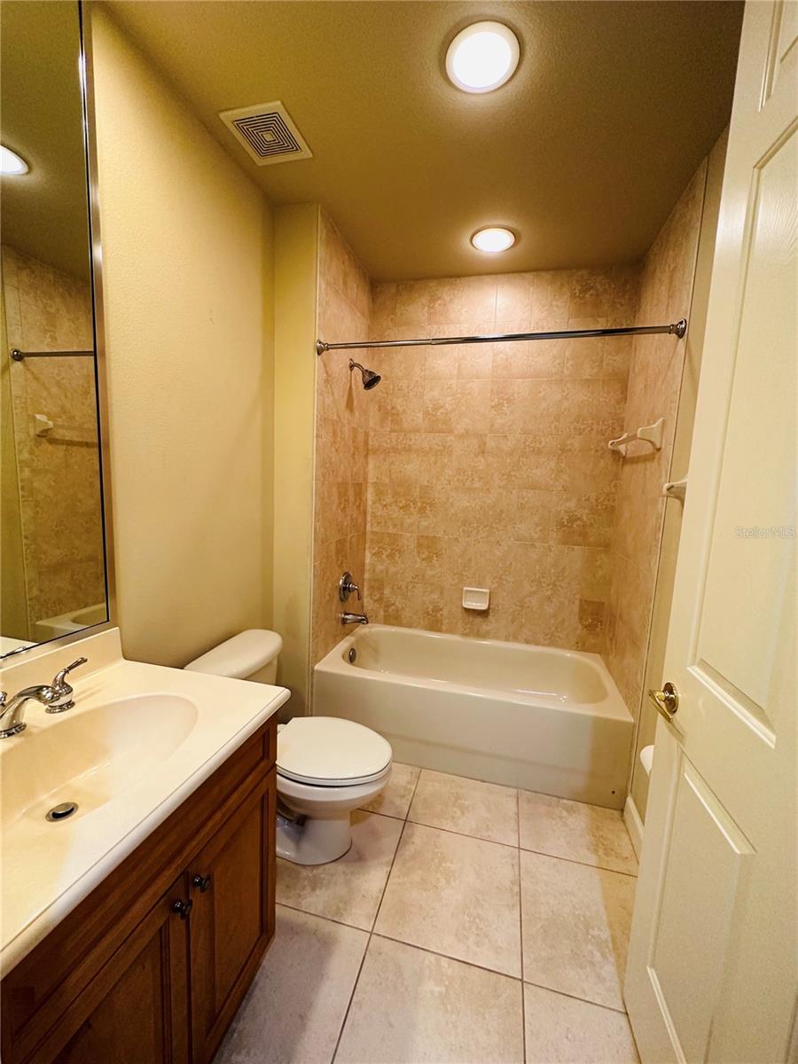 Image 11 of 20 For 8743 The Esplanade  9