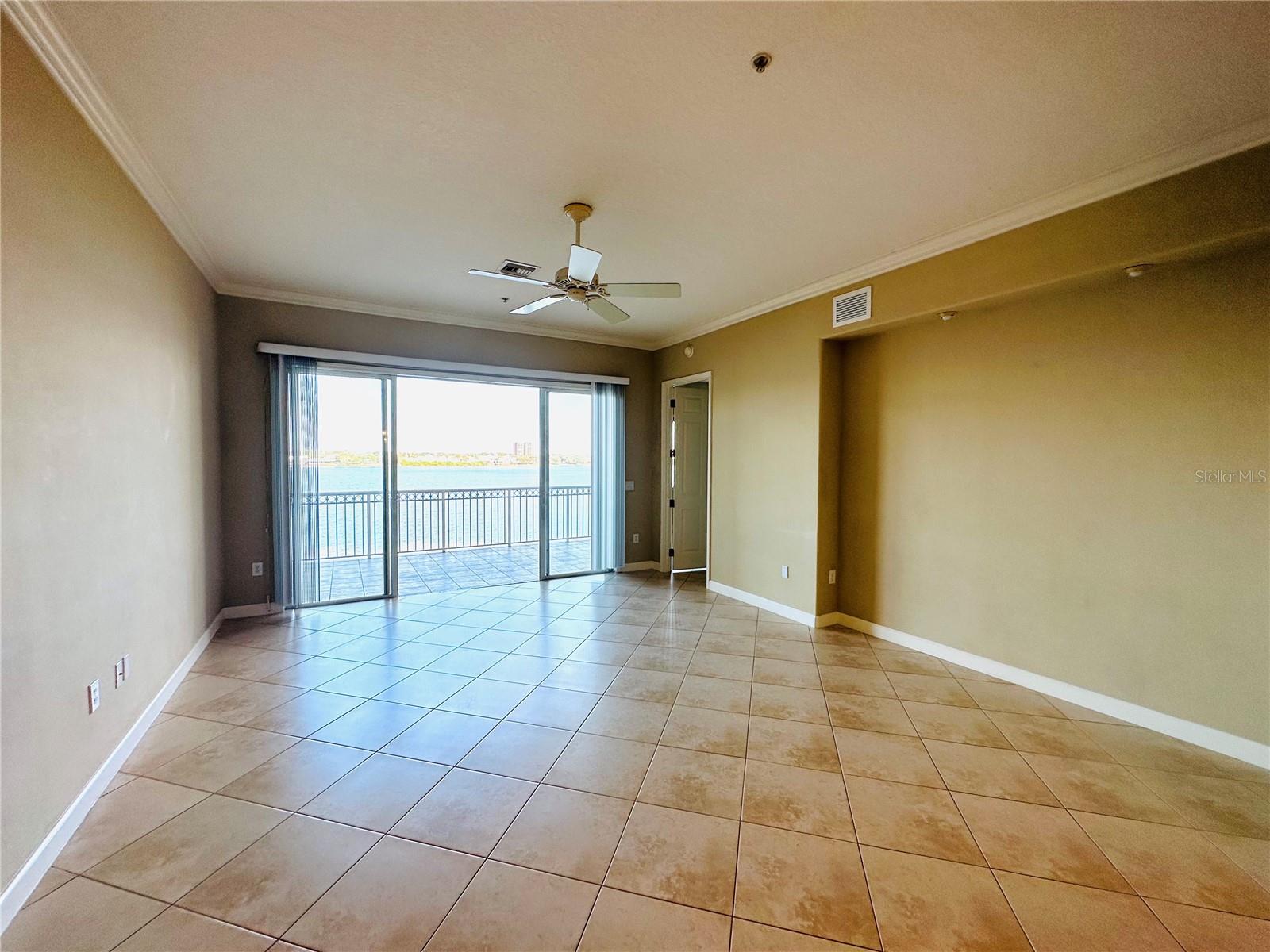 Image 5 of 20 For 8743 The Esplanade  9