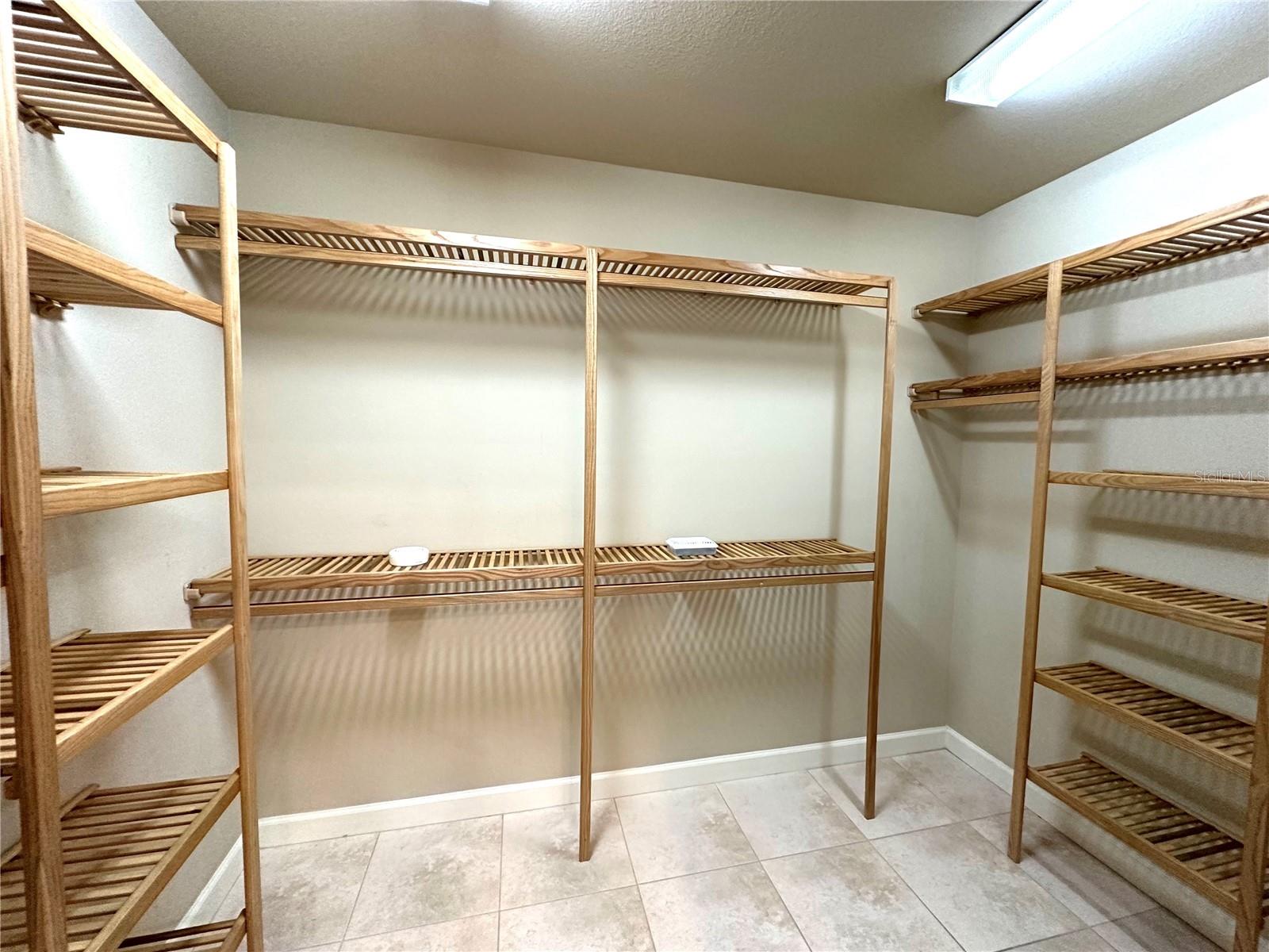 Image 8 of 20 For 8743 The Esplanade  9