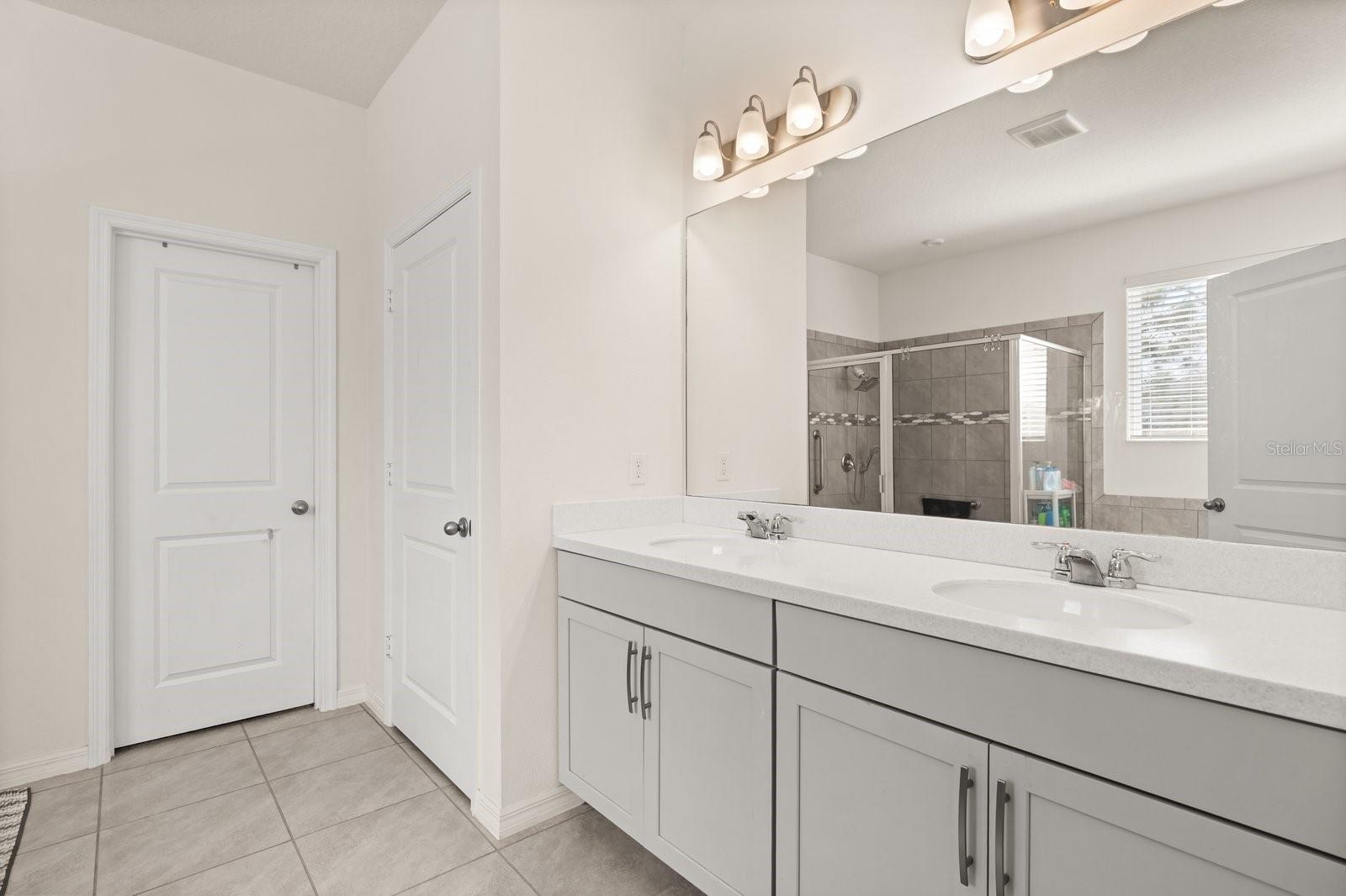 Image 13 of 36 For 660 Big Pine Avenue