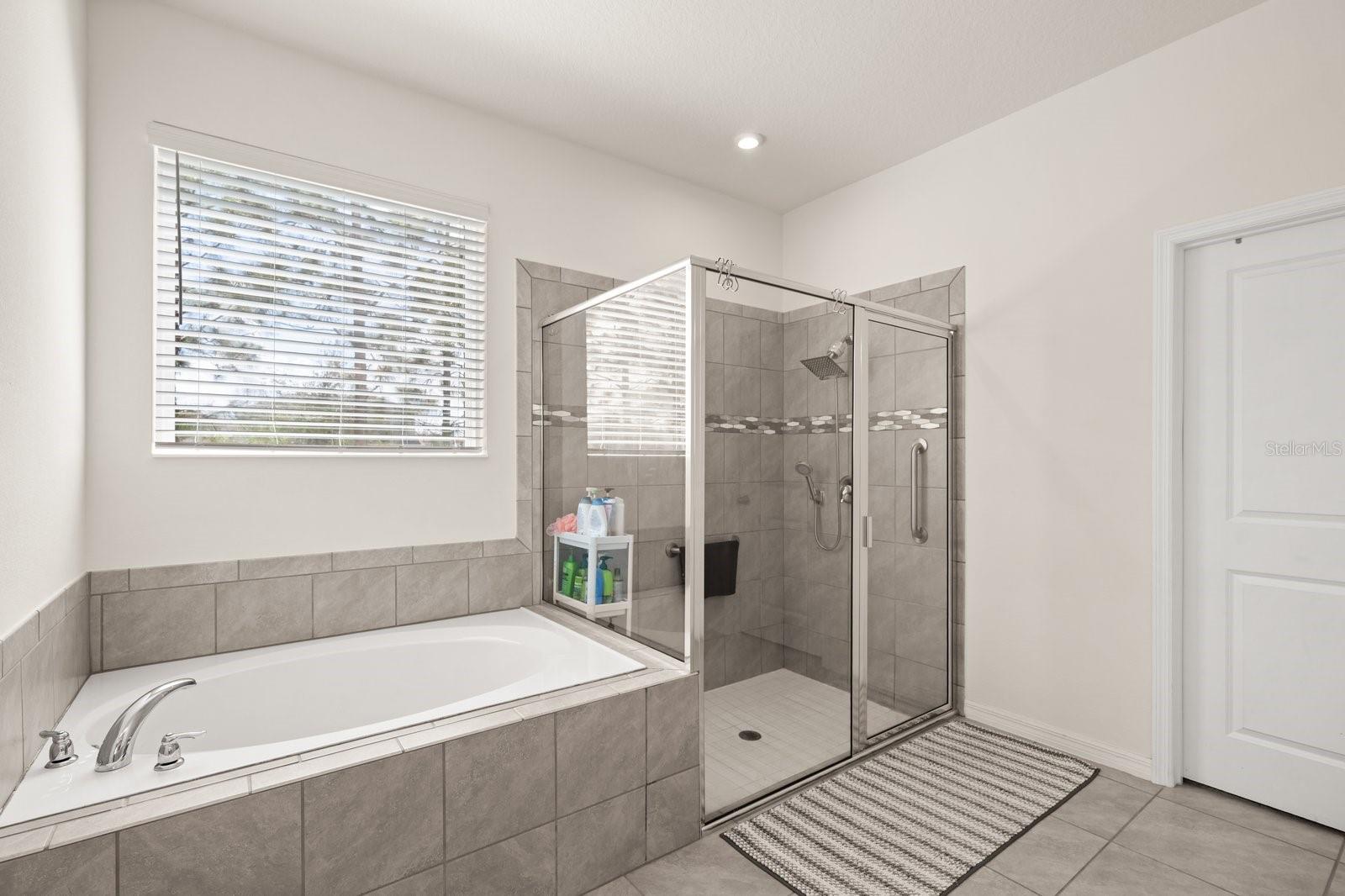 Image 14 of 36 For 660 Big Pine Avenue