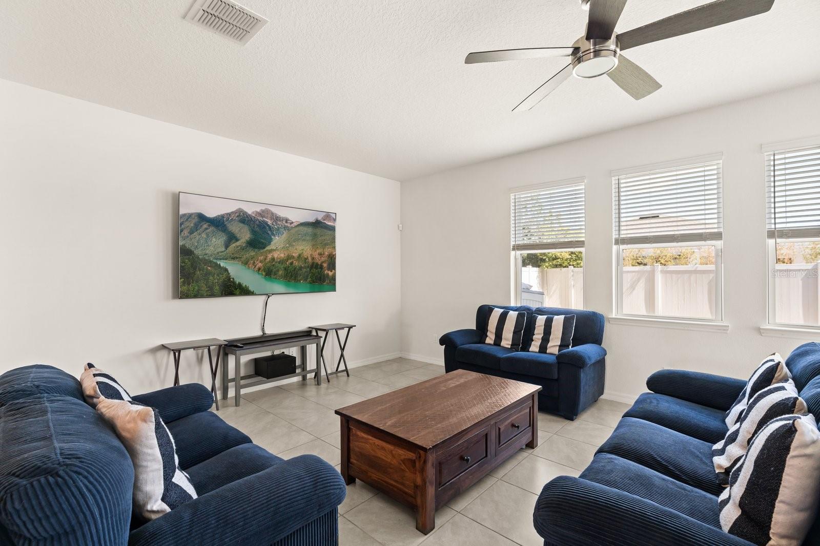 Image 9 of 36 For 660 Big Pine Avenue