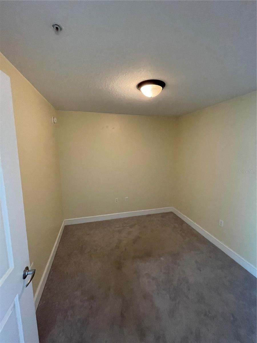 Image 14 of 24 For 101 Eola Drive 909