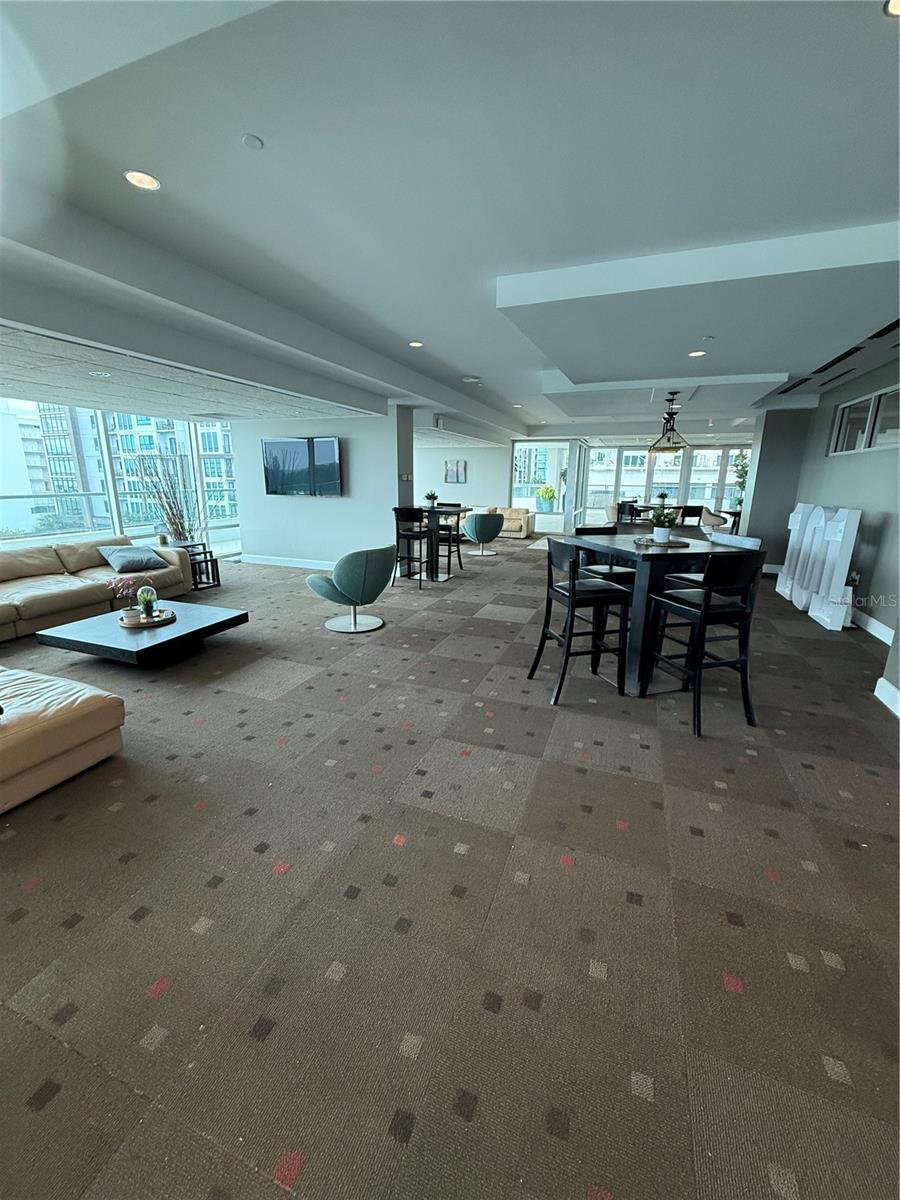 Image 18 of 24 For 101 Eola Drive 909