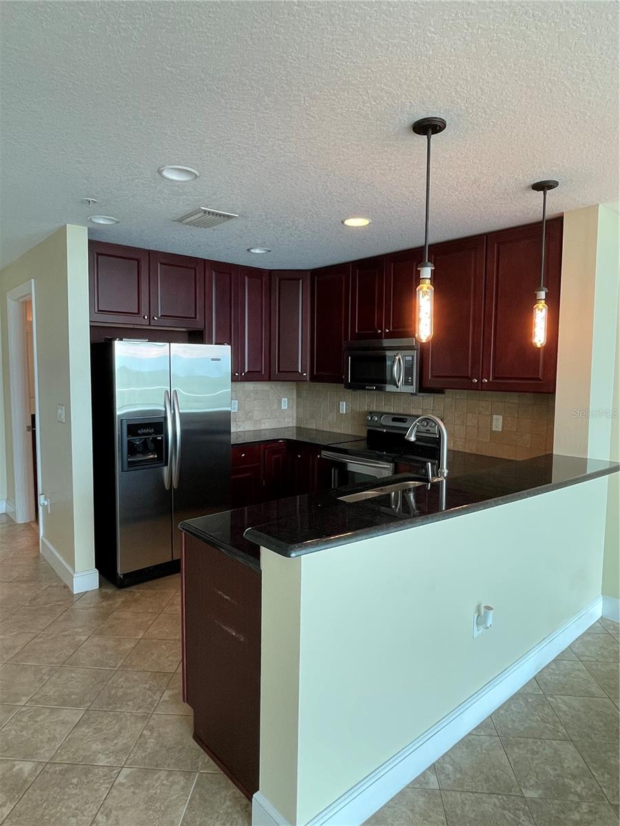 Image 2 of 24 For 101 Eola Drive 909