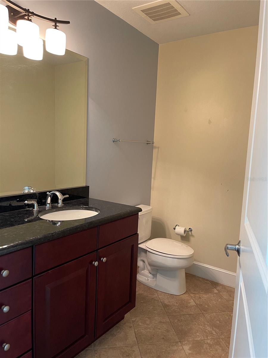 Image 4 of 24 For 101 Eola Drive 909