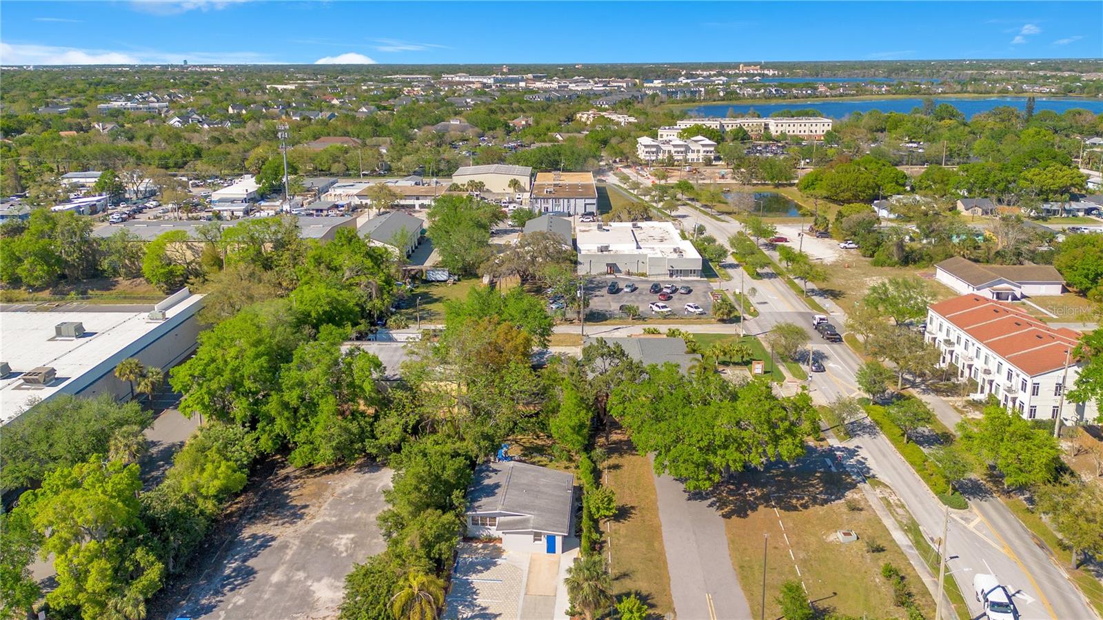 Image 27 of 32 For 4749 Hargrave Street