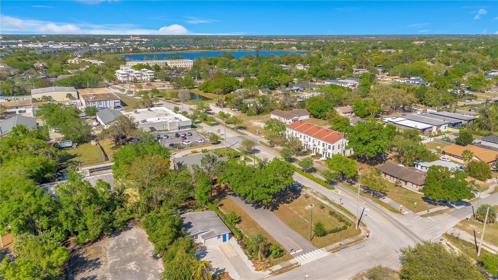 Image 28 of 32 For 4749 Hargrave Street