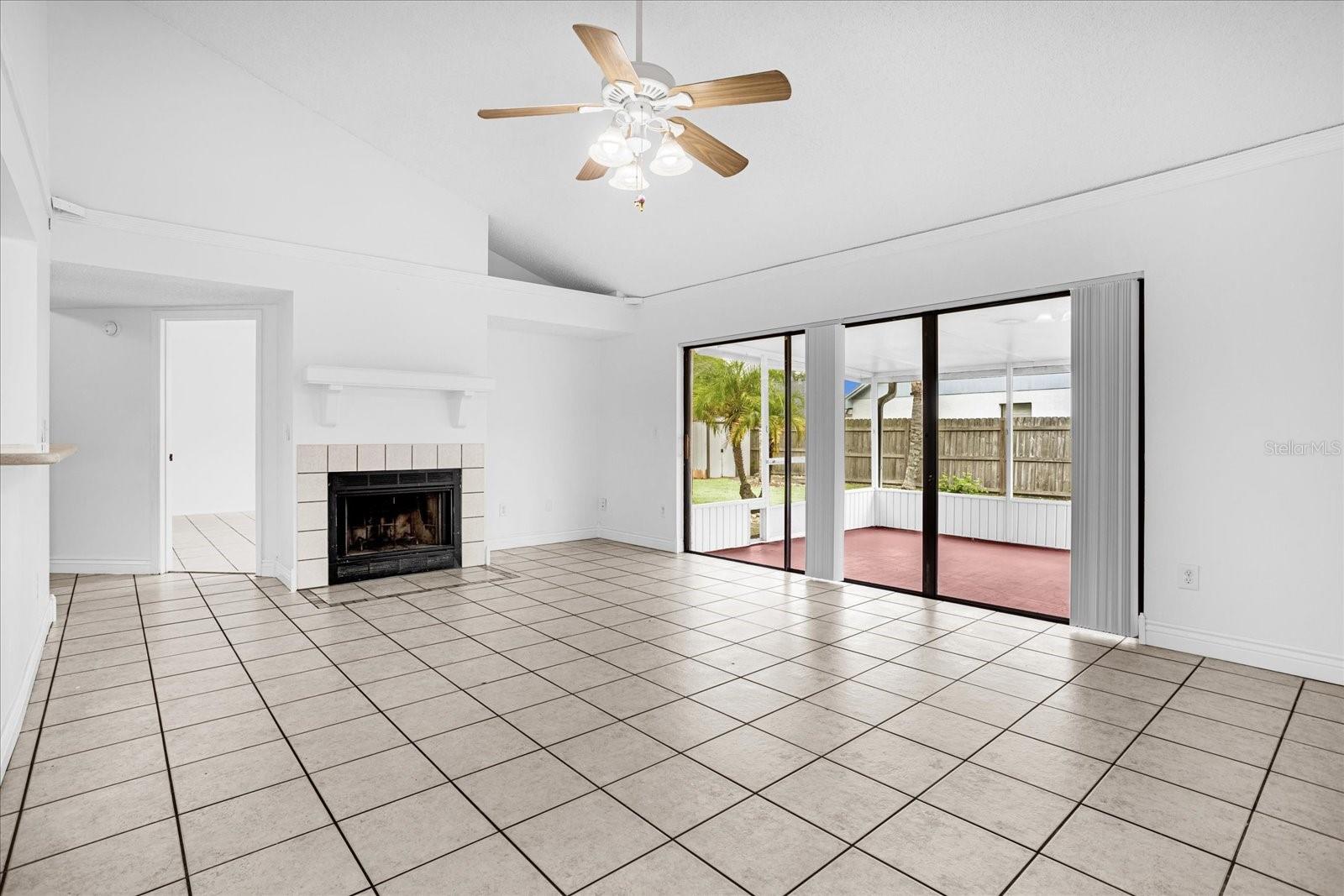 Image 11 of 29 For 601 Tomlinson Terrace