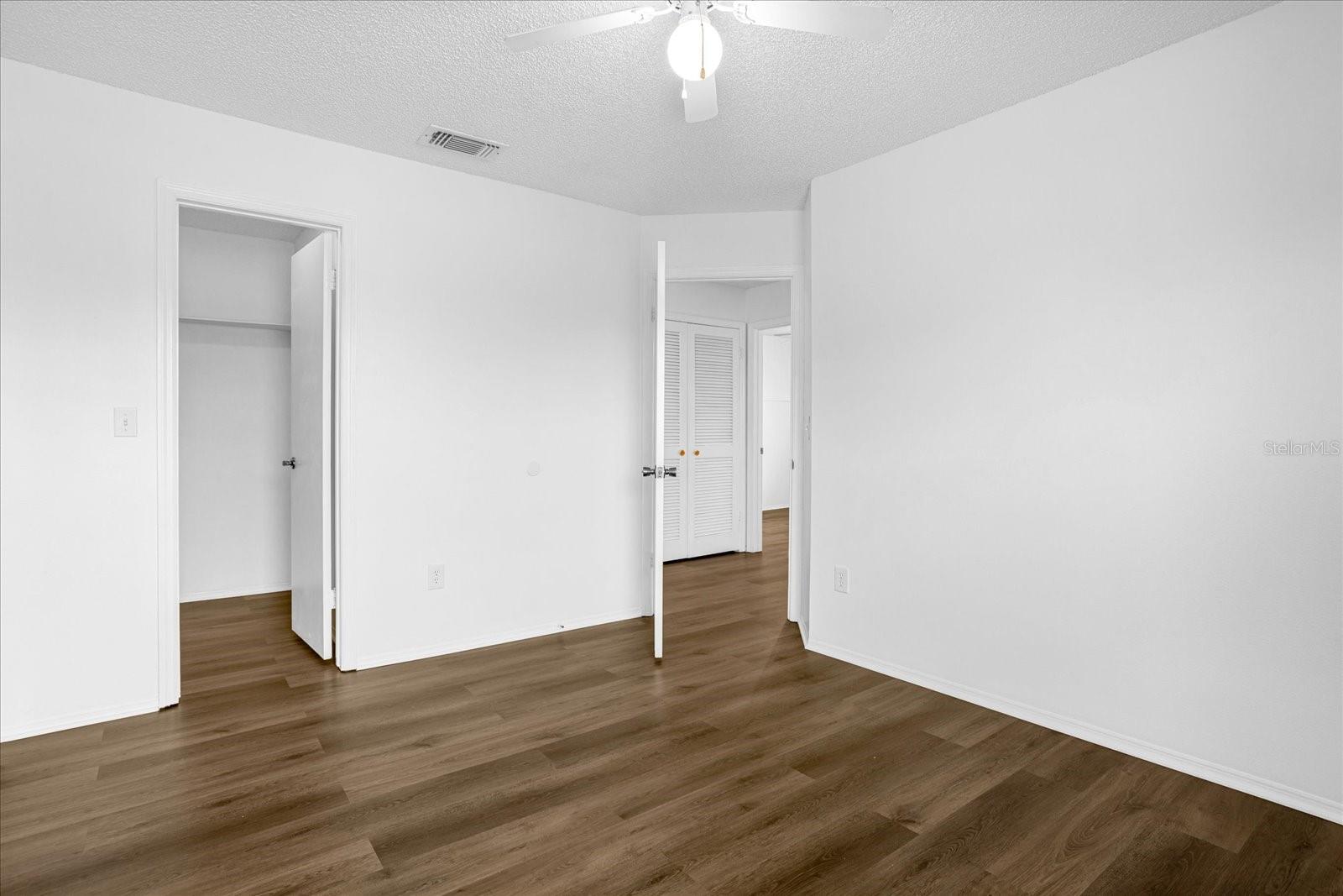 Image 19 of 29 For 601 Tomlinson Terrace