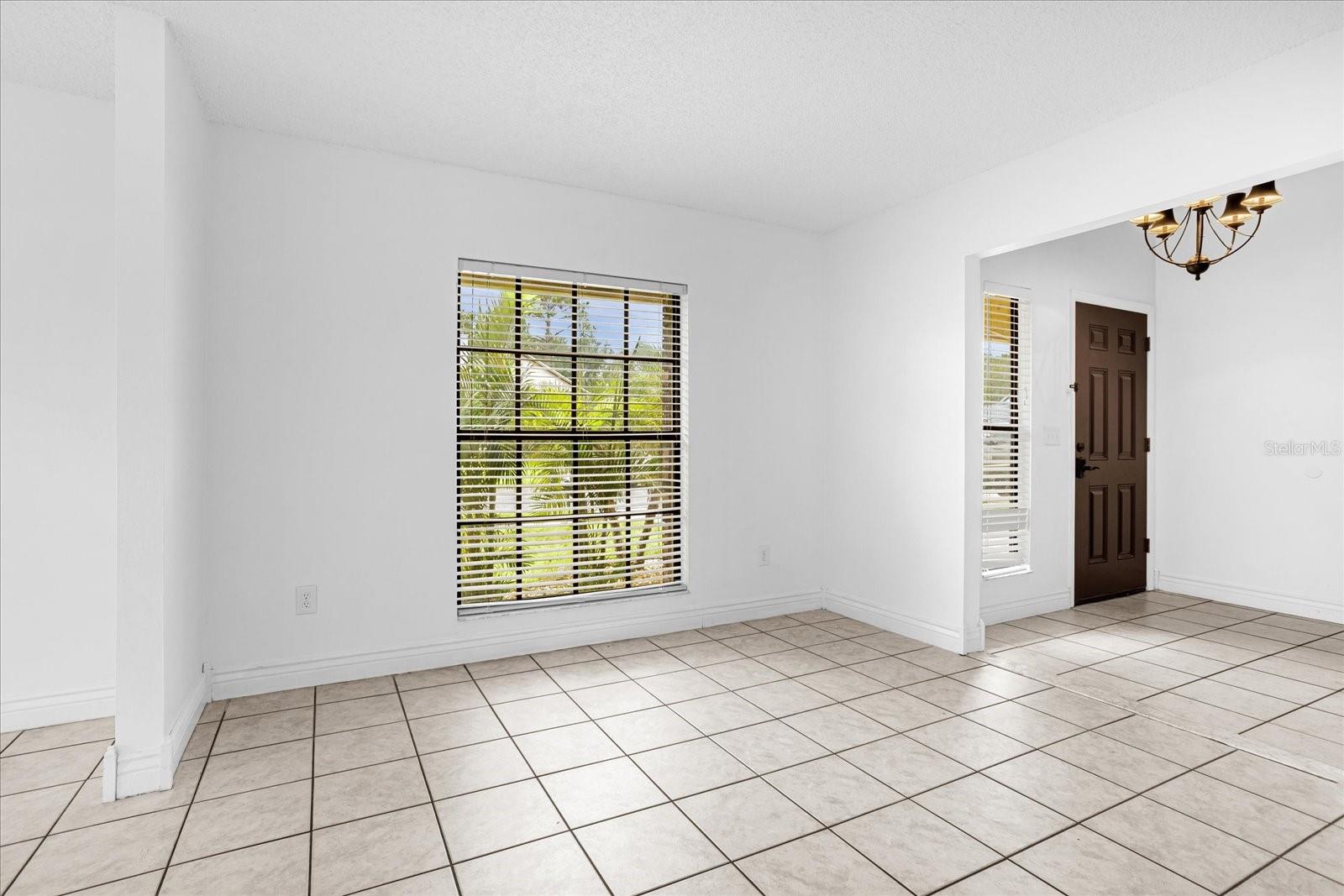 Image 6 of 29 For 601 Tomlinson Terrace