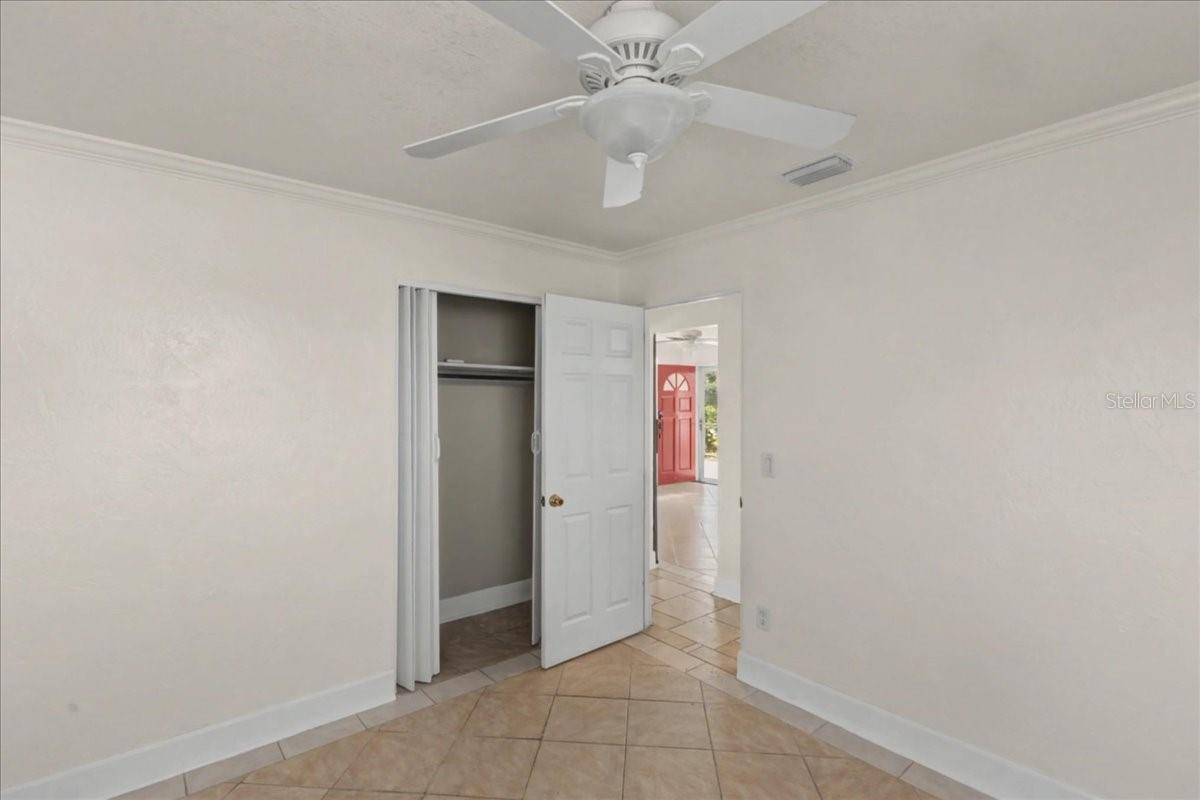 Image 24 of 49 For 15 Alamanda Drive