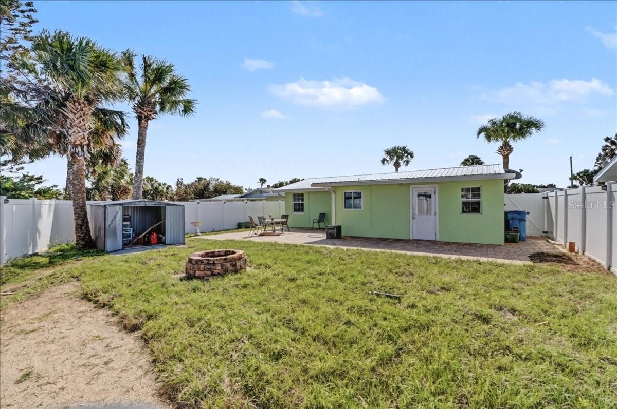 Image 29 of 49 For 15 Alamanda Drive