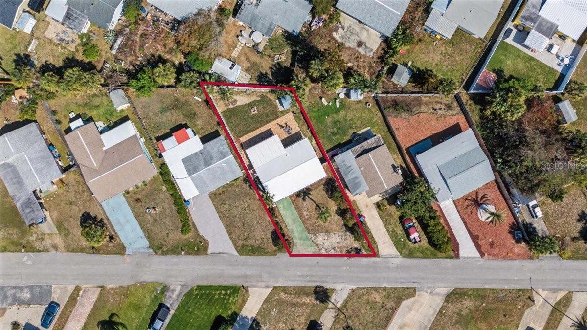 Image 43 of 49 For 15 Alamanda Drive