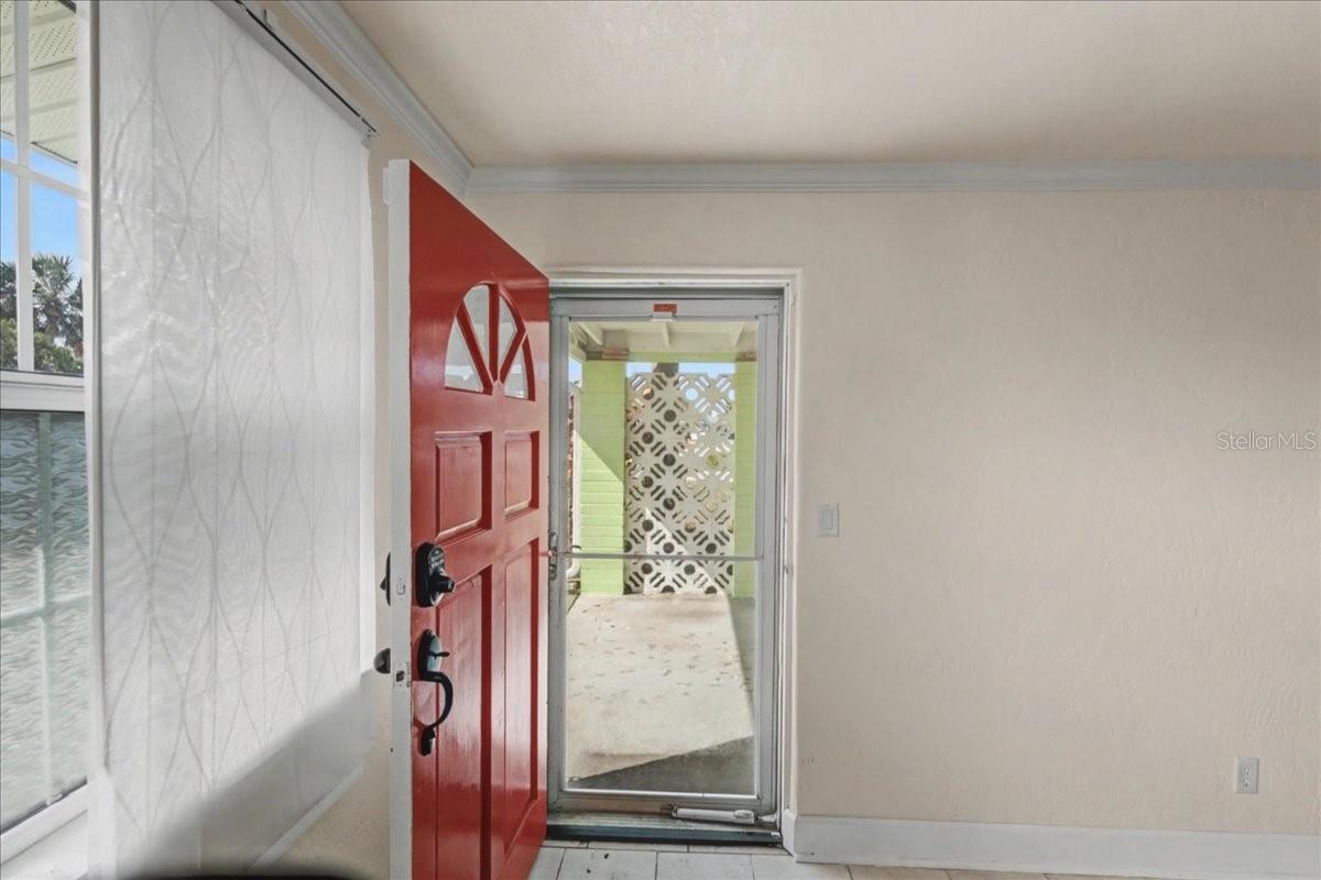 Image 5 of 49 For 15 Alamanda Drive