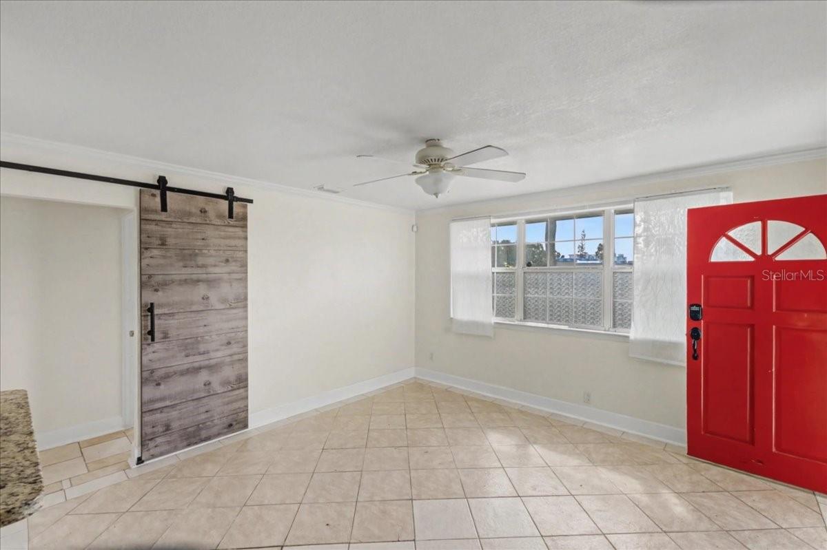 Image 8 of 49 For 15 Alamanda Drive