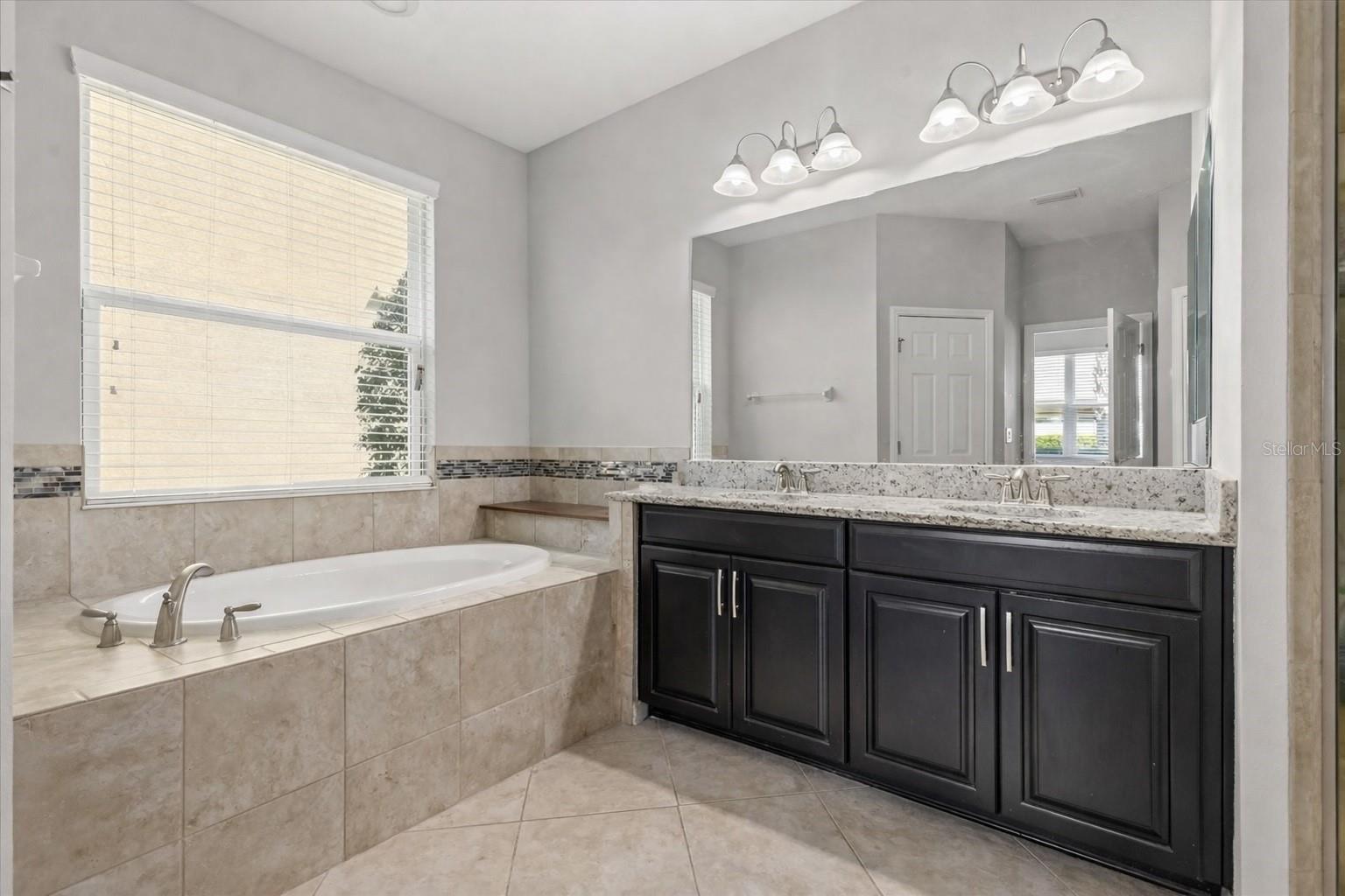 Image 11 of 33 For 9244 Bella Vita Circle