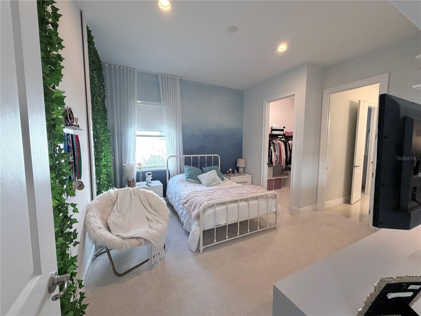 Image 33 of 37 For 15686 Panther Lake Drive