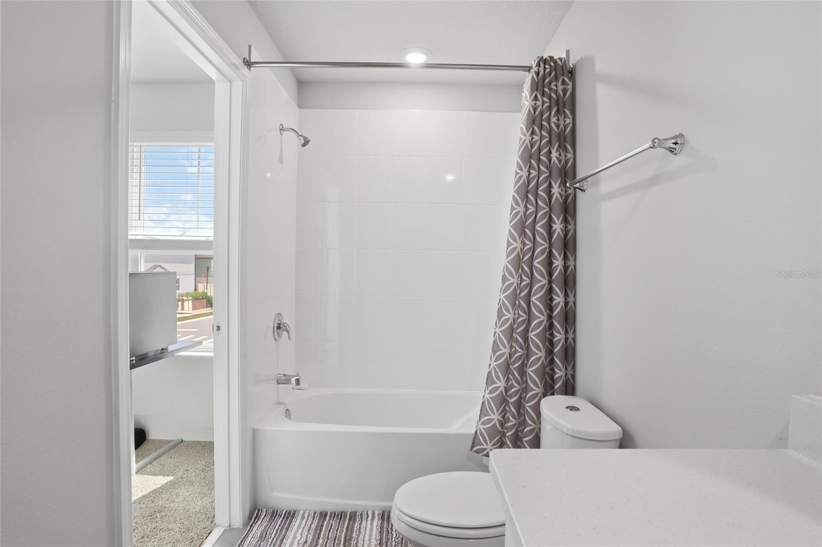 Image 32 of 55 For 1123 Desert Candle Drive