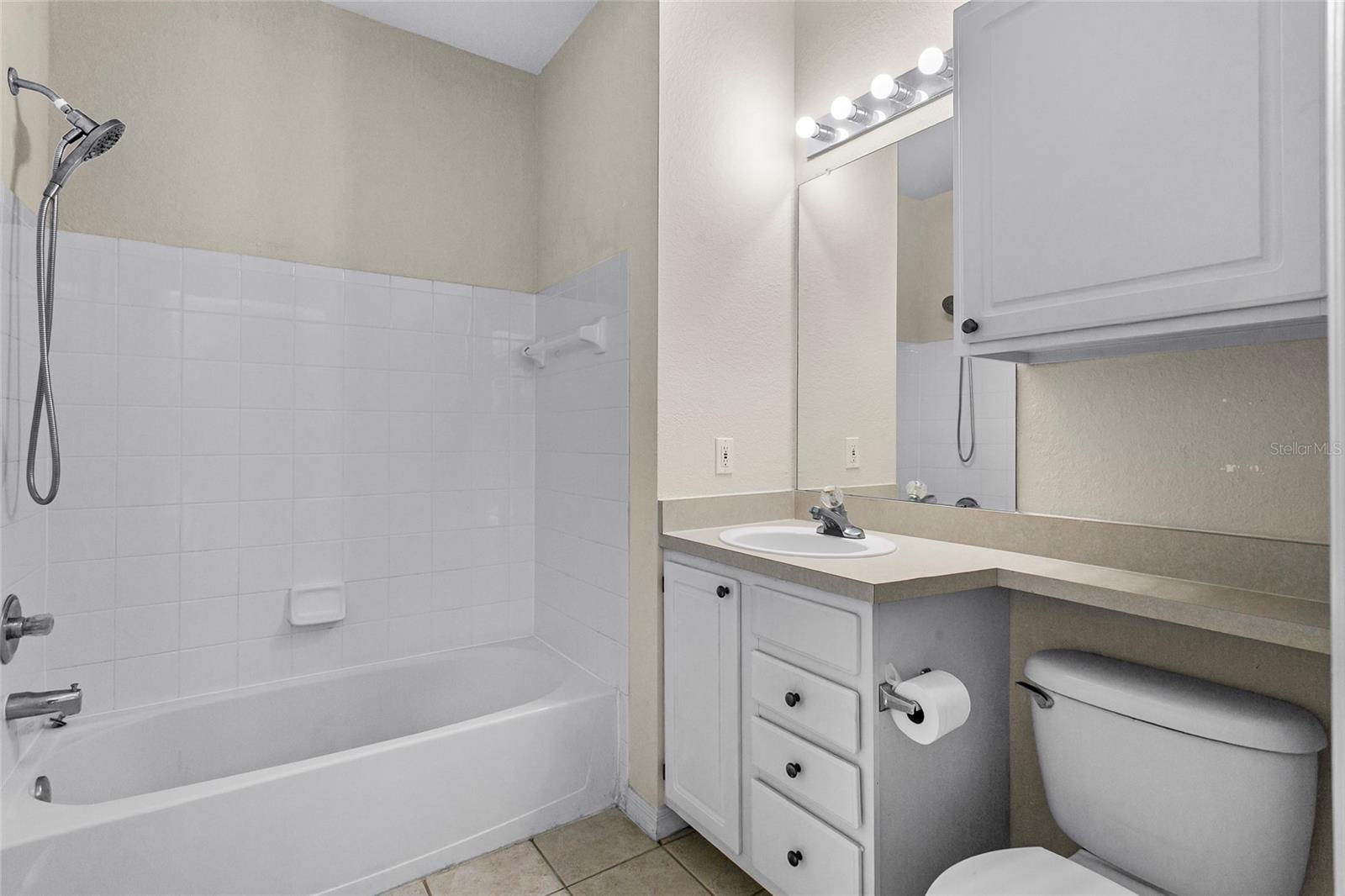 Image 11 of 22 For 1150 Lake Shadow Circle 3104