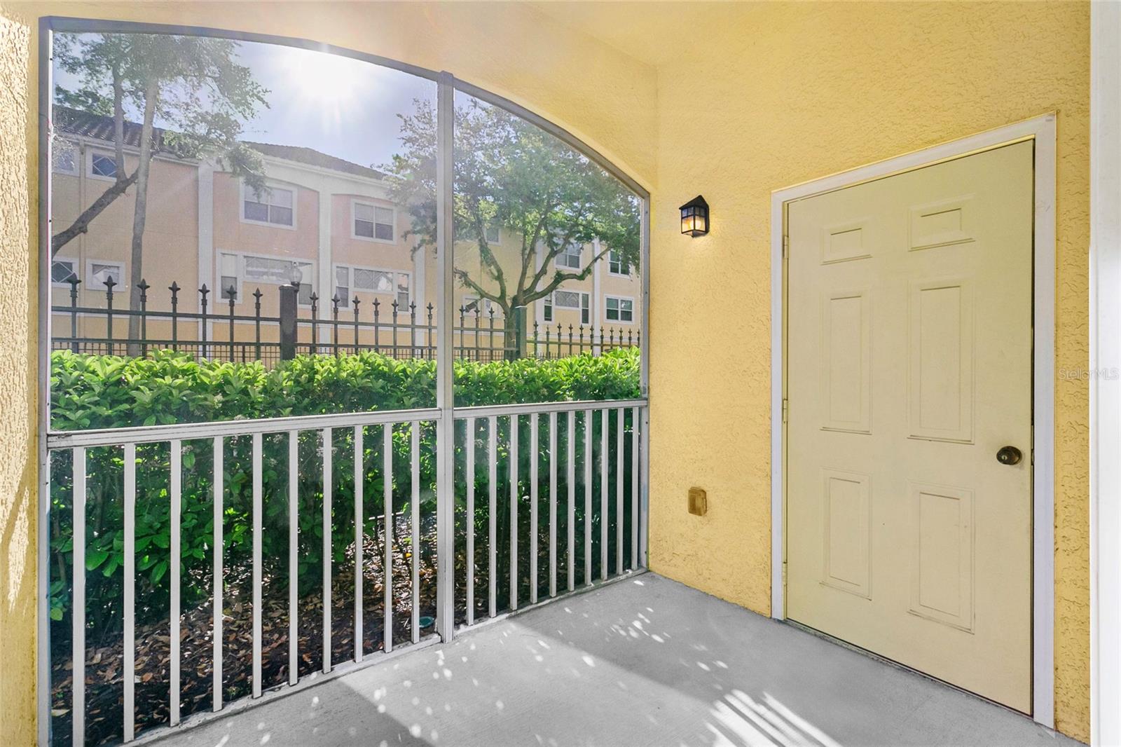 Image 18 of 22 For 1150 Lake Shadow Circle 3104