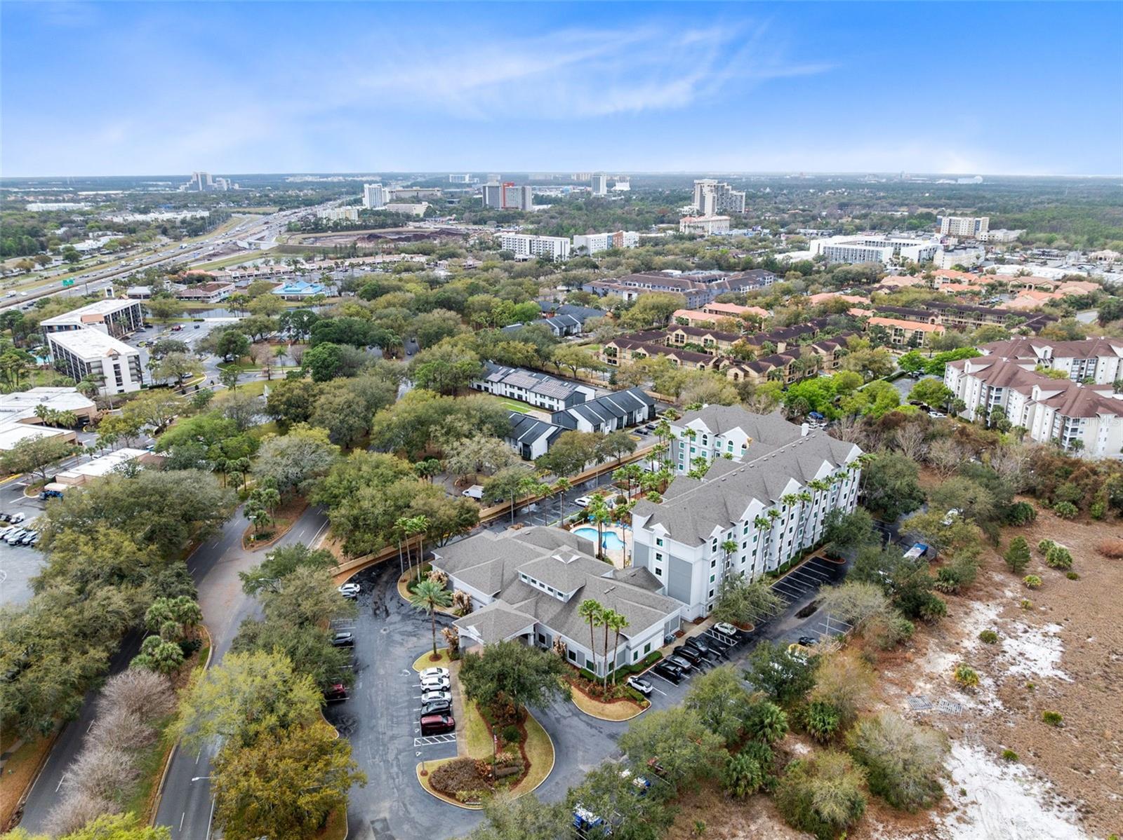 Image 13 of 28 For 8303 Palm Parkway 511