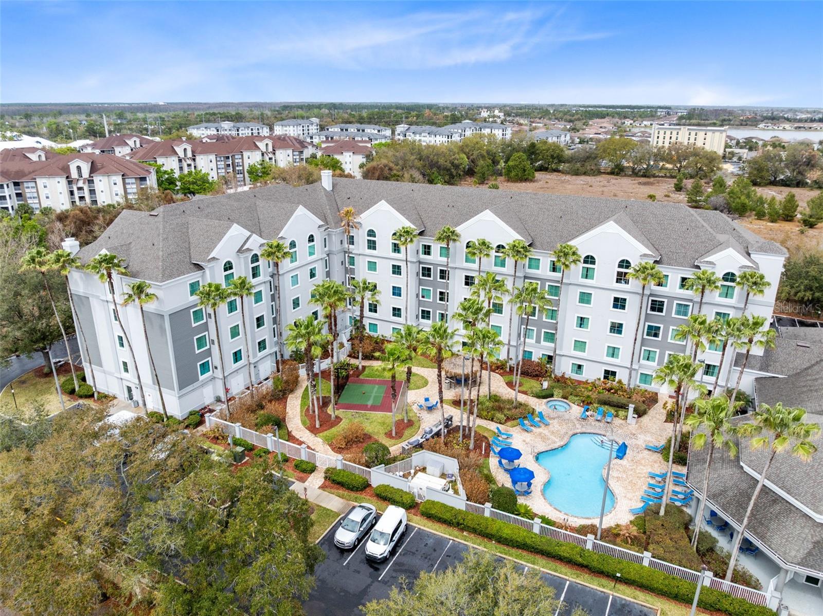 Image 16 of 28 For 8303 Palm Parkway 511