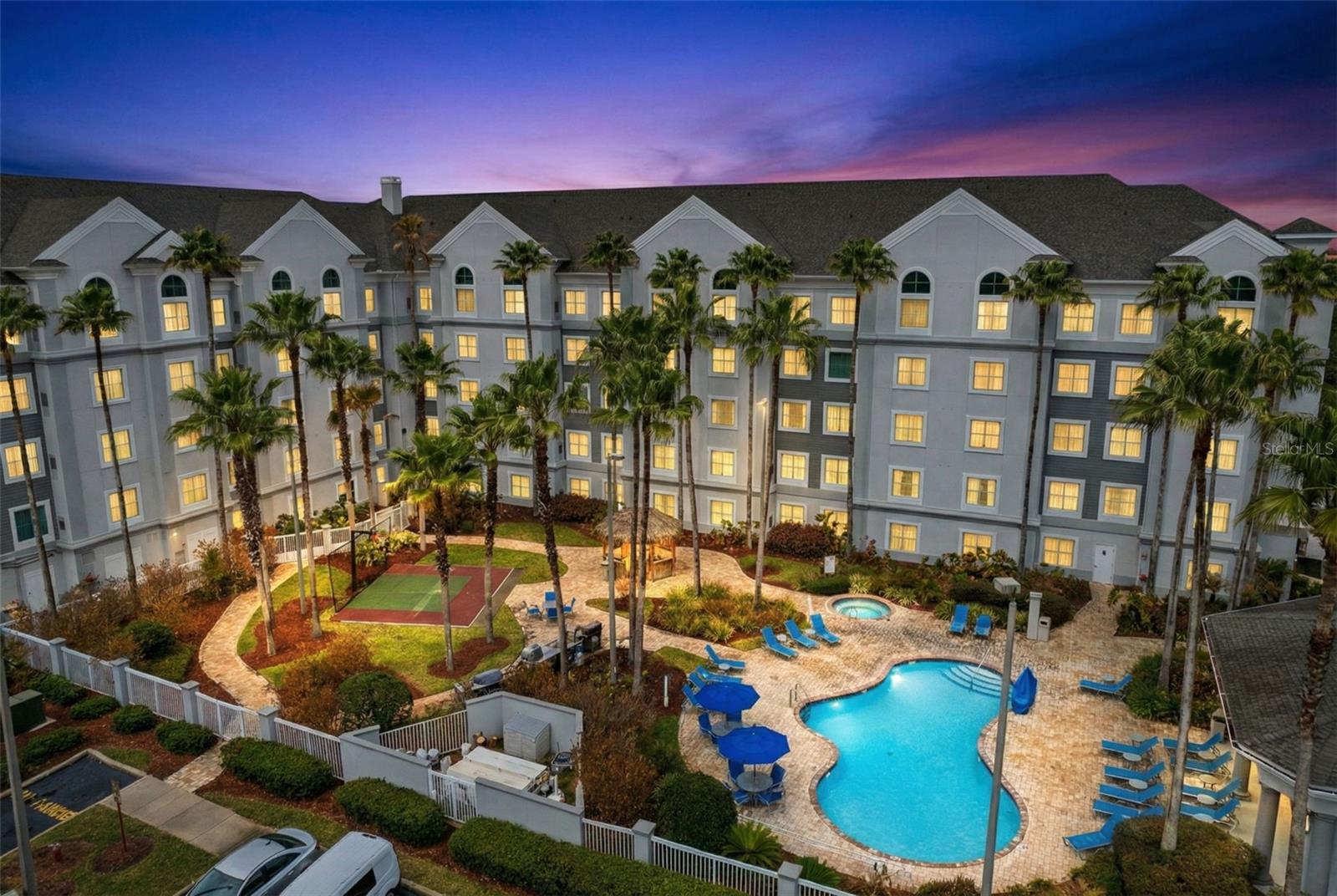 Image 2 of 28 For 8303 Palm Parkway 511