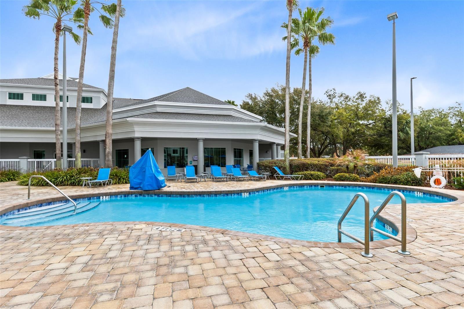 Image 25 of 28 For 8303 Palm Parkway 511