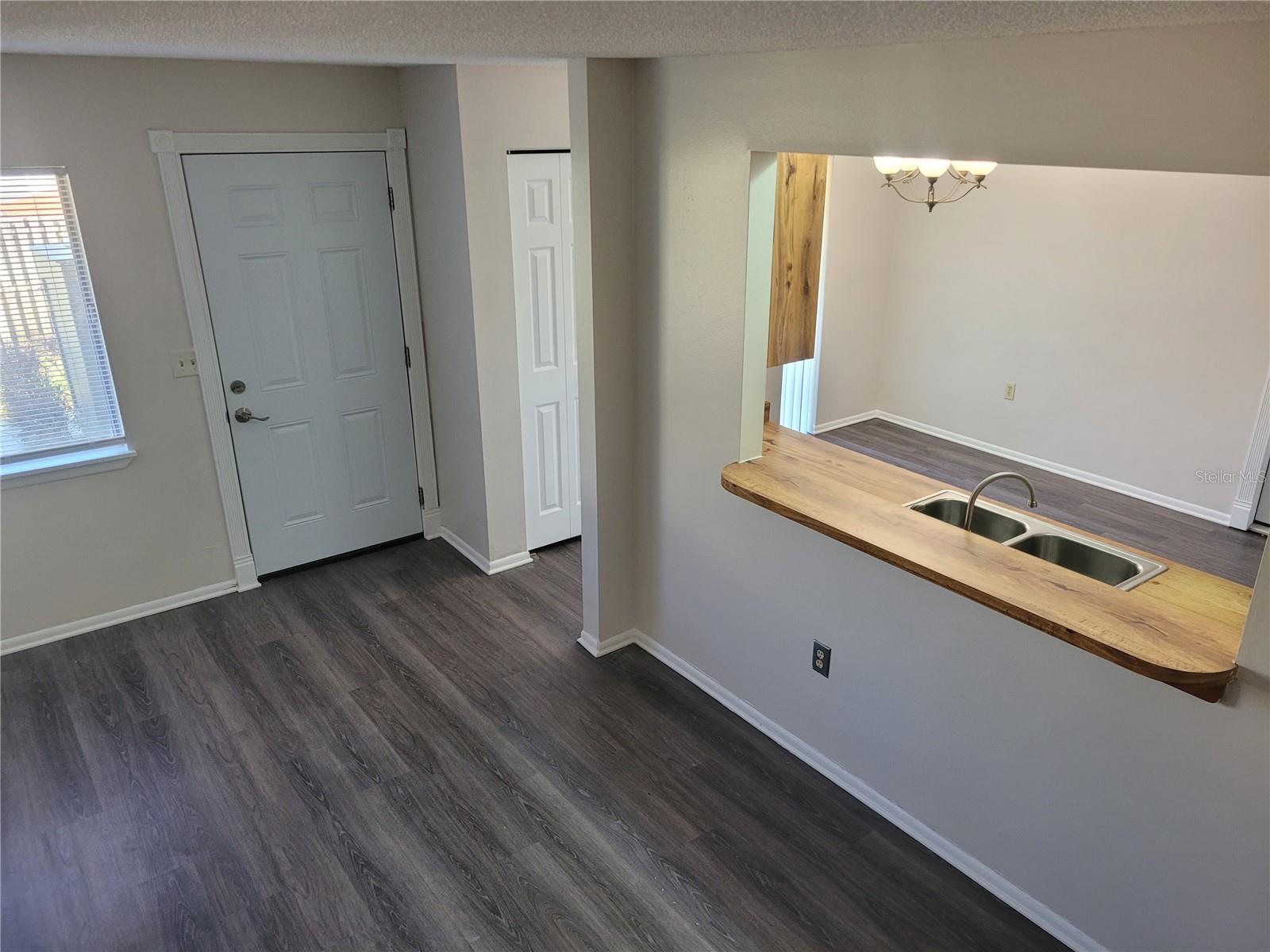 Image 12 of 37 For 4695 Pheasant Run Drive