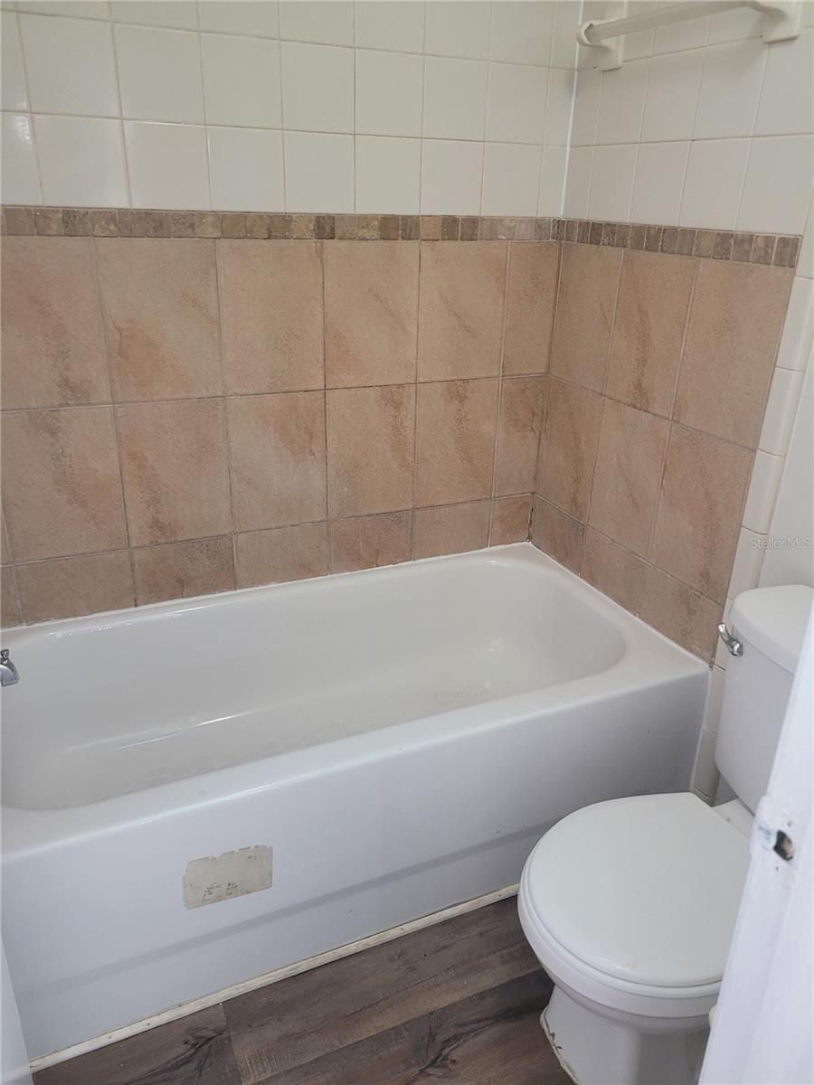 Image 32 of 37 For 4695 Pheasant Run Drive