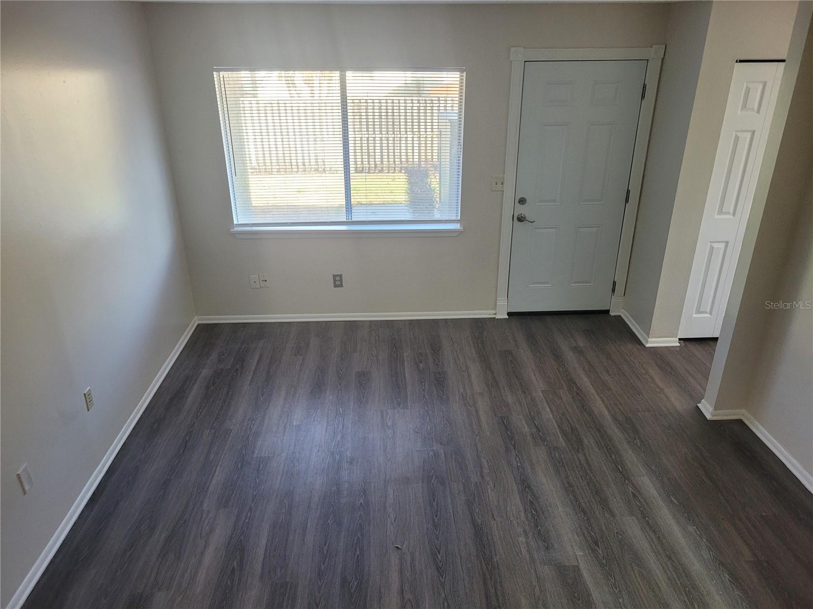 Image 7 of 37 For 4695 Pheasant Run Drive