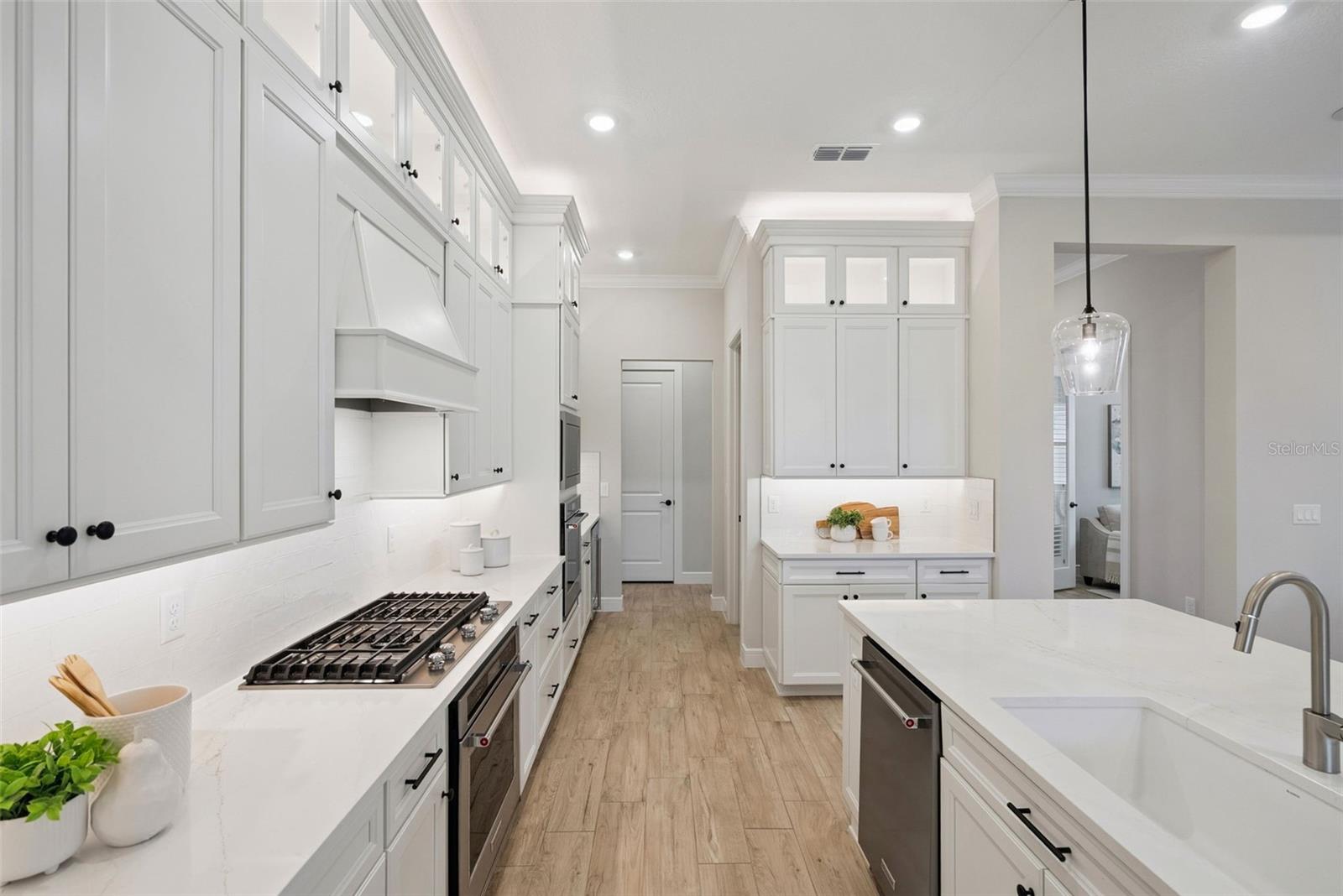 Image 14 of 69 For 2555 Pine Preserve Court