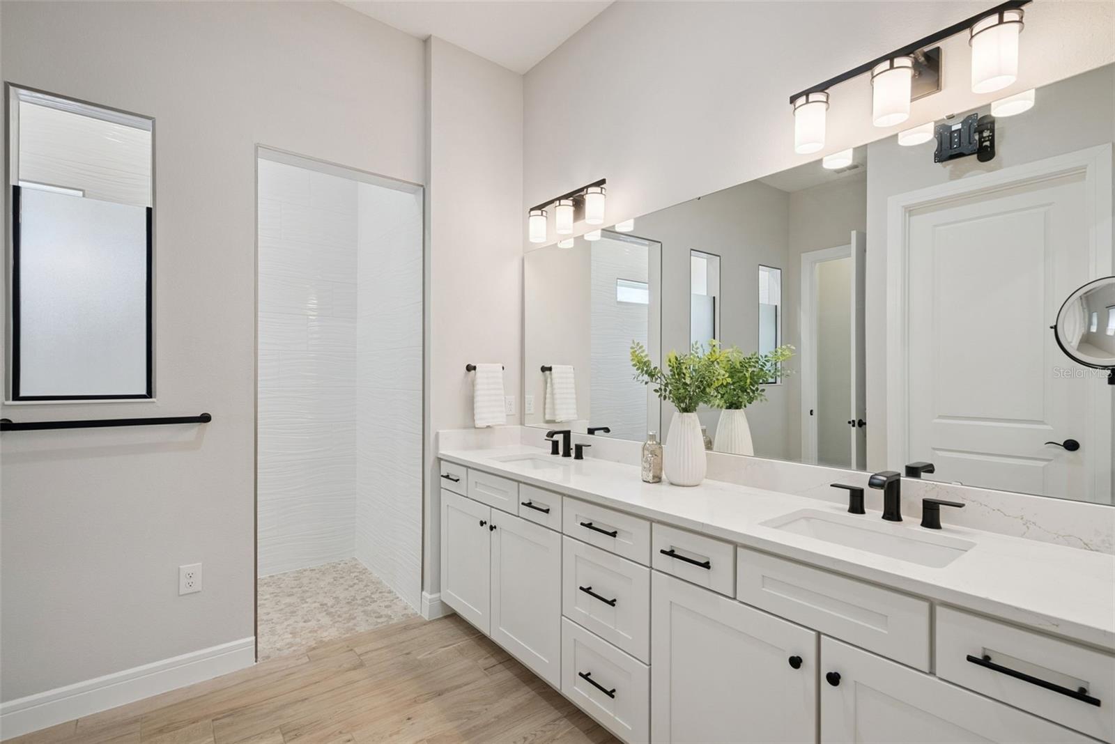 Image 33 of 69 For 2555 Pine Preserve Court