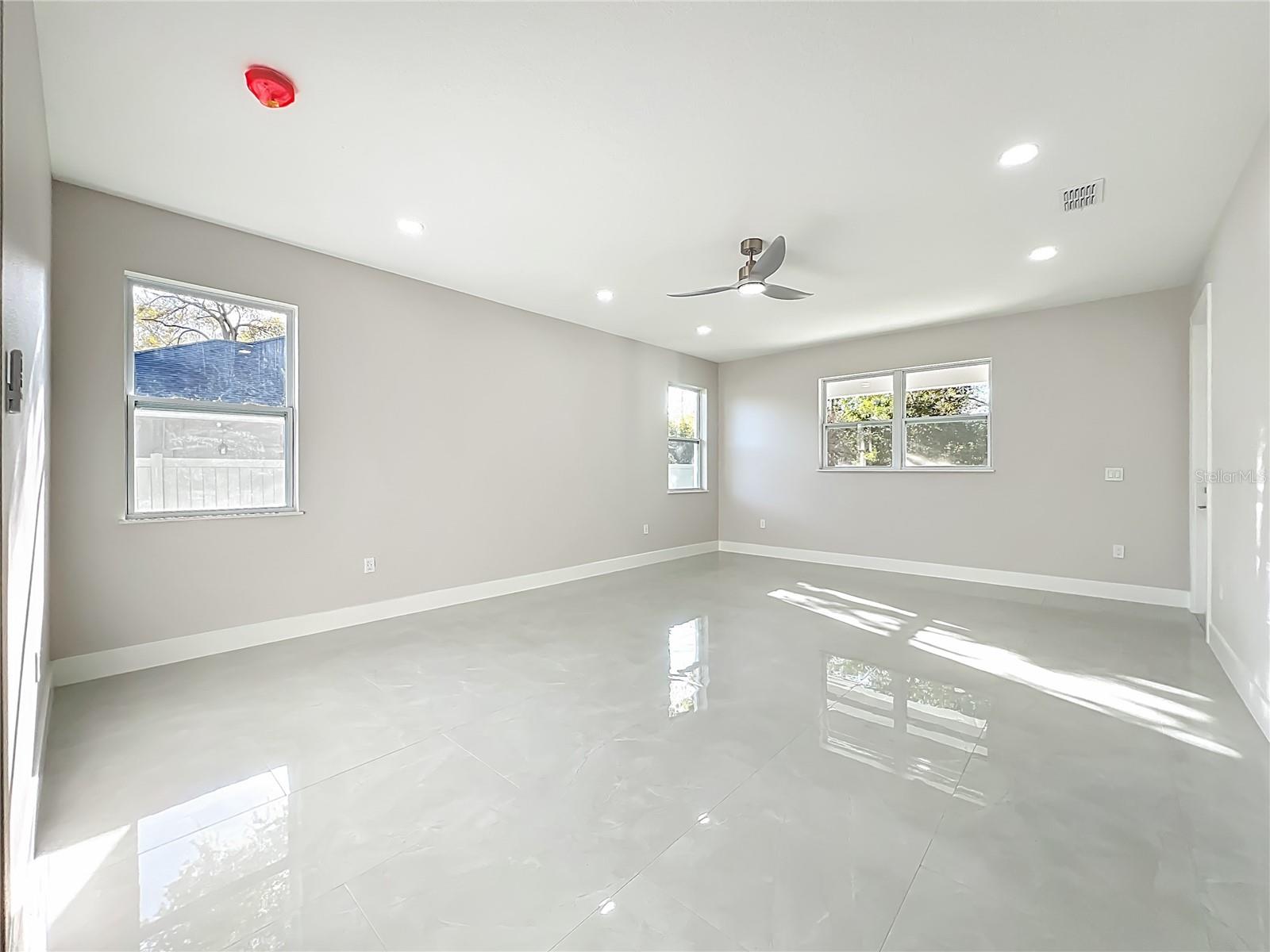 Image 42 of 80 For 5448 Conway Pointe Court