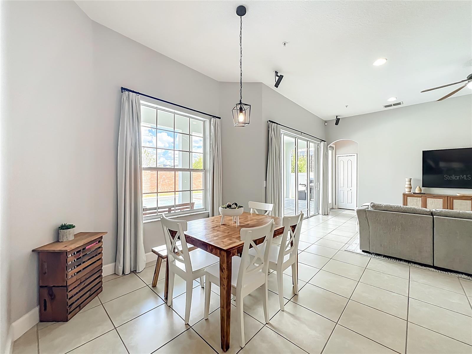 Image 37 of 92 For 10235 Kristen Park Drive