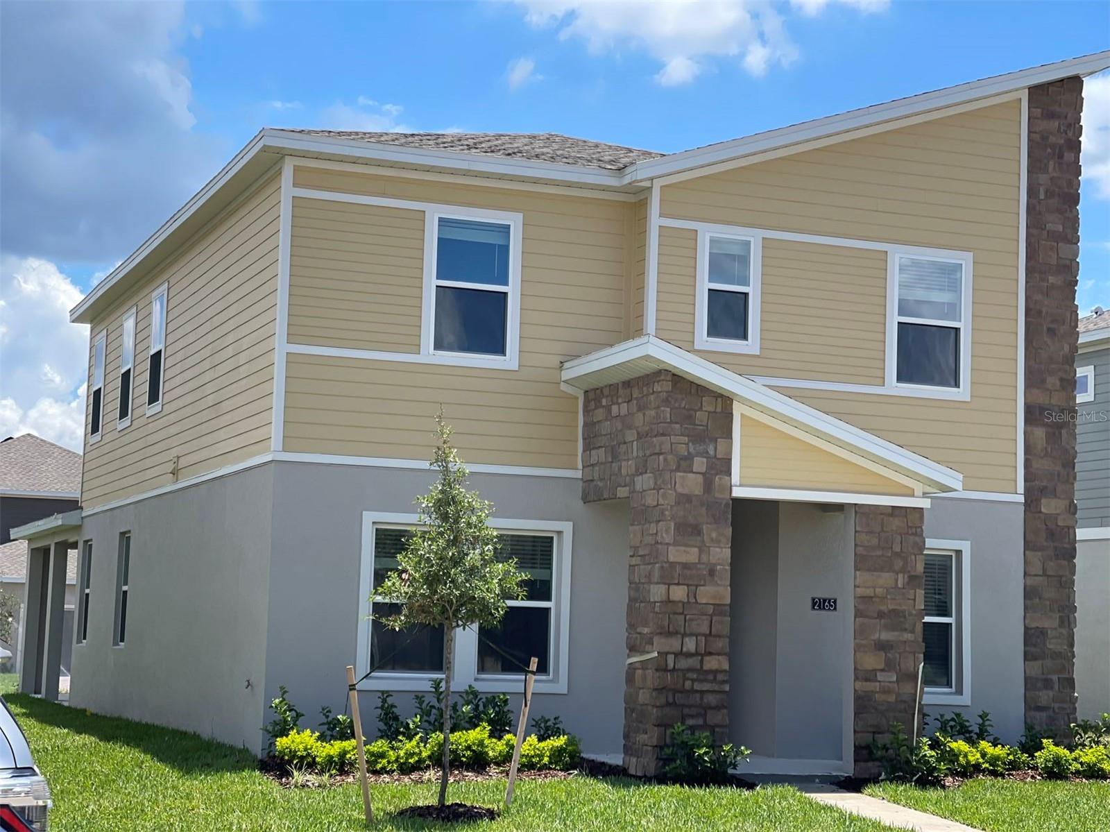 Image 2 of 57 For 2165 Sweet Honey Lane