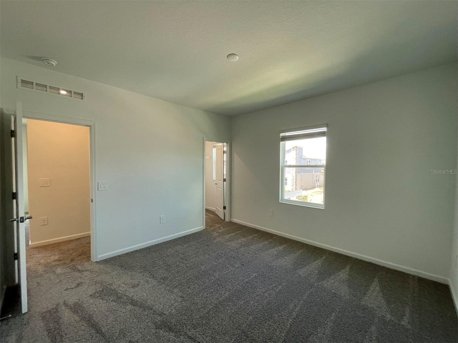 Image 38 of 57 For 2165 Sweet Honey Lane