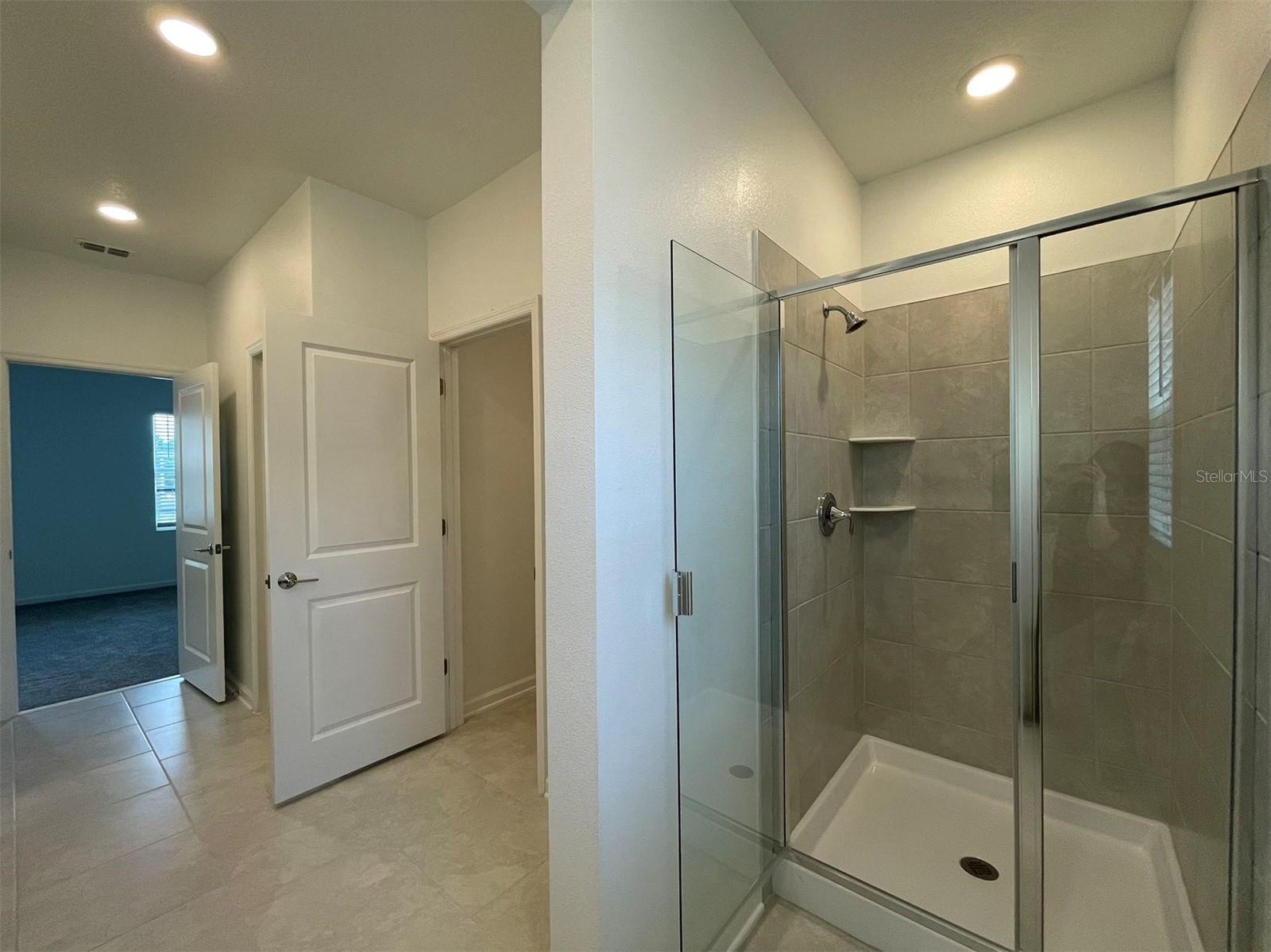 Image 54 of 57 For 2165 Sweet Honey Lane