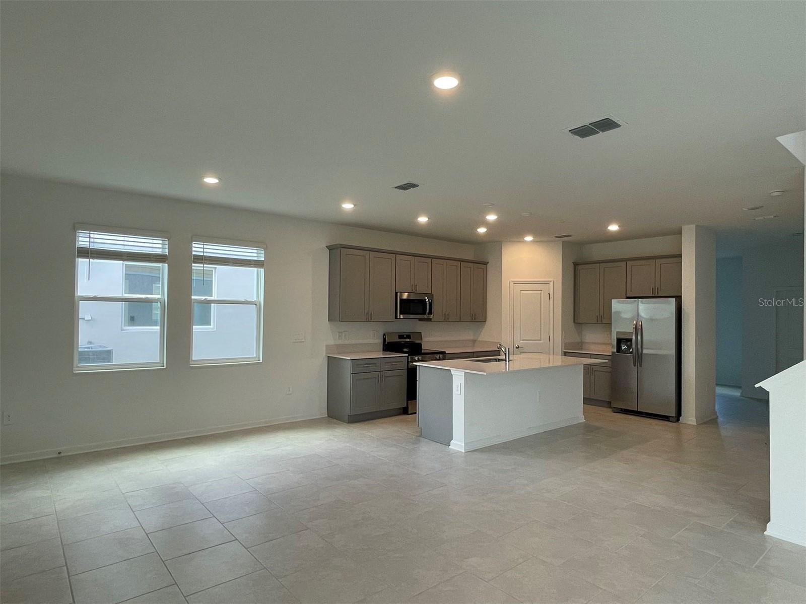 Image 9 of 57 For 2165 Sweet Honey Lane