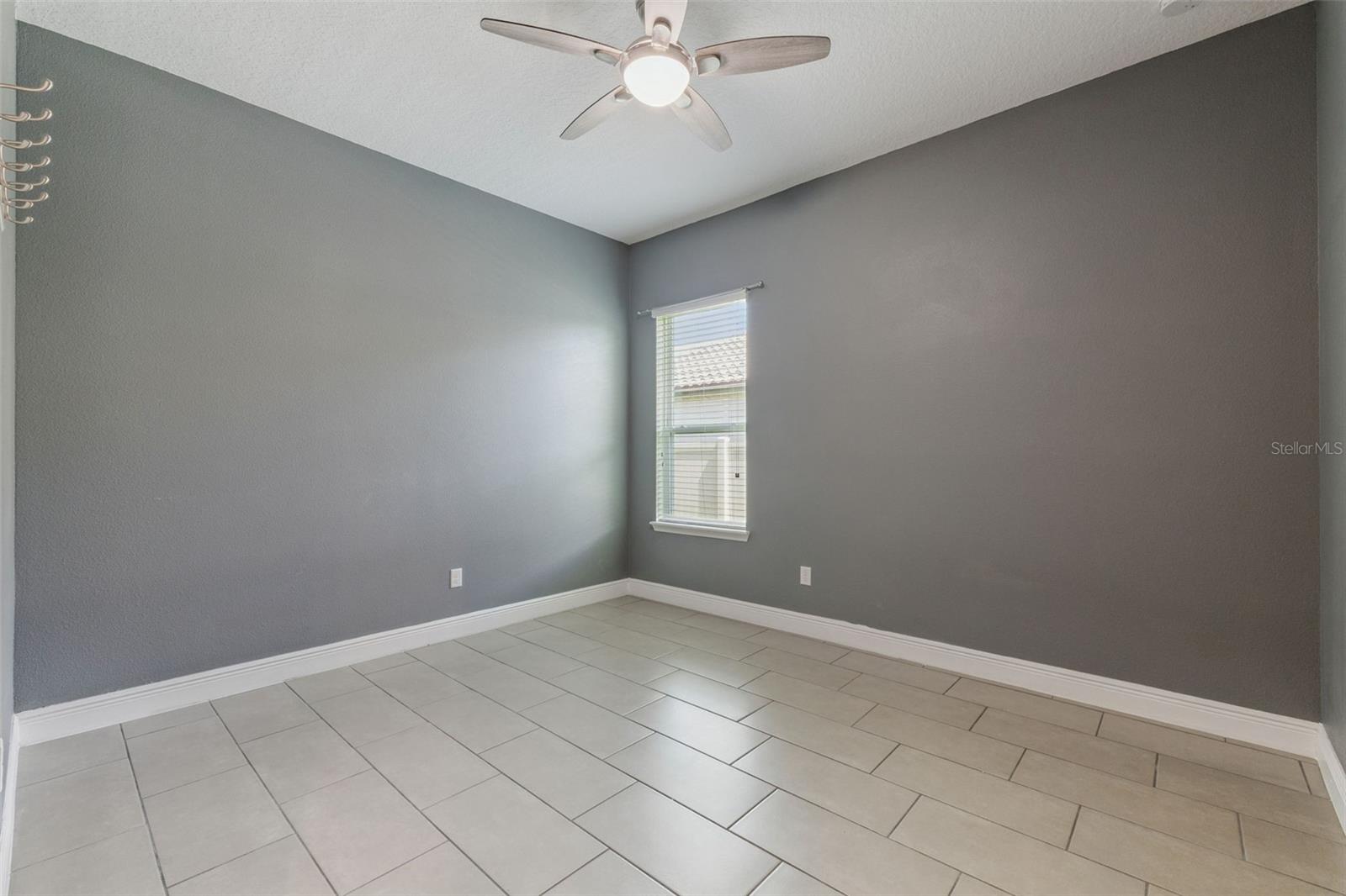 Image 30 of 54 For 1658 Peace Lily Way