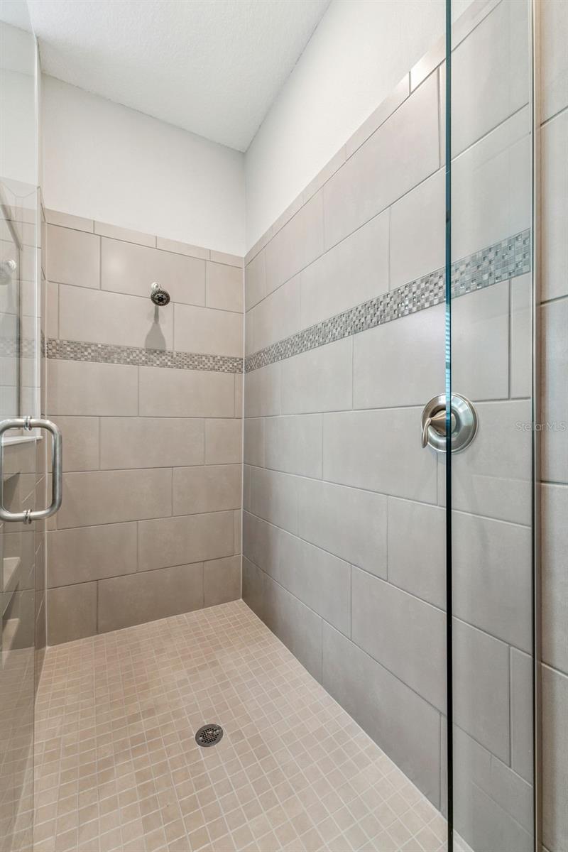 Image 36 of 54 For 1658 Peace Lily Way